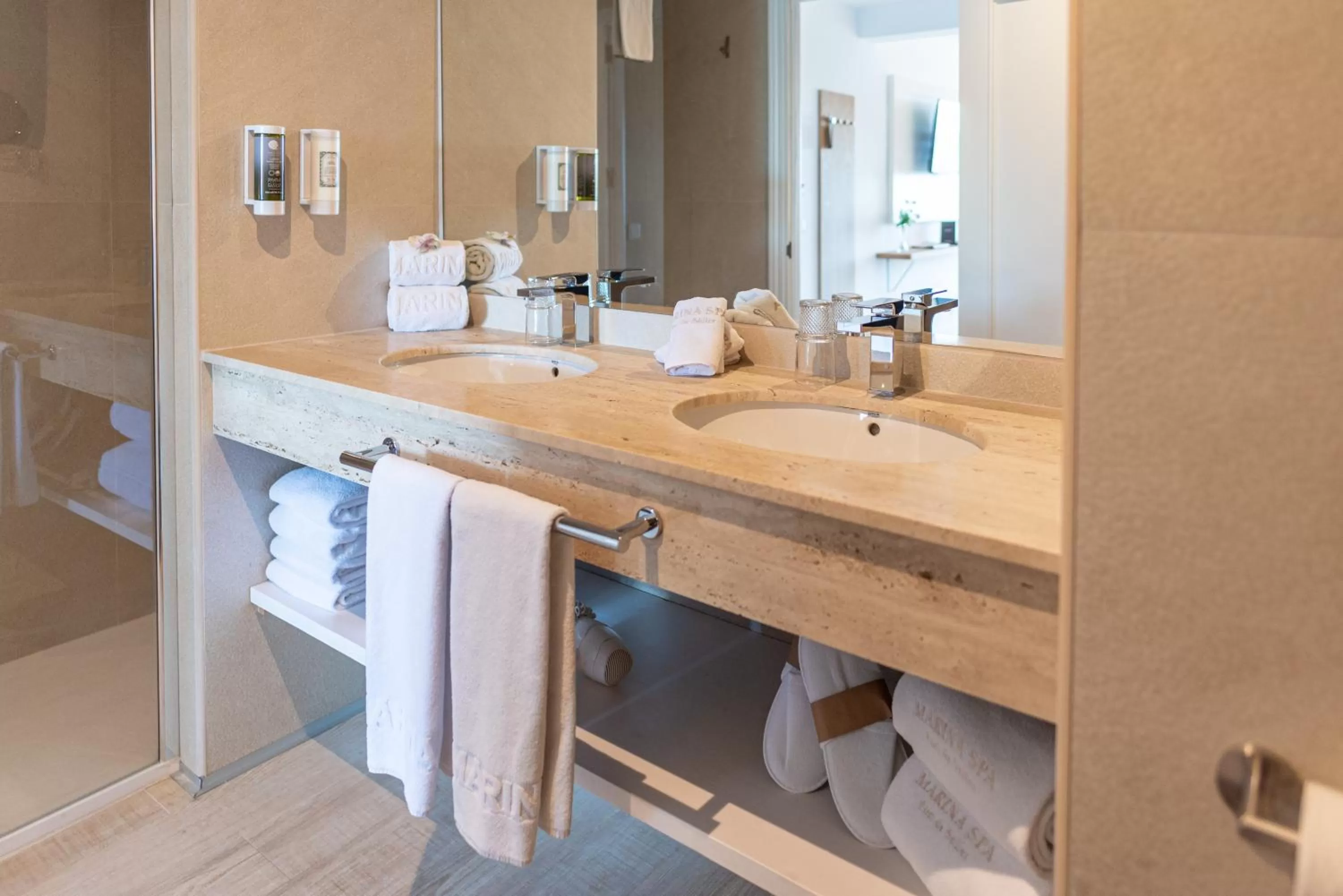 Bathroom in Hotel Marina