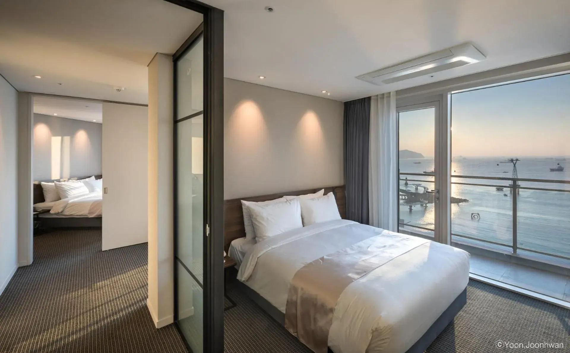 Bedroom, Bed in Grab The Ocean Songdo