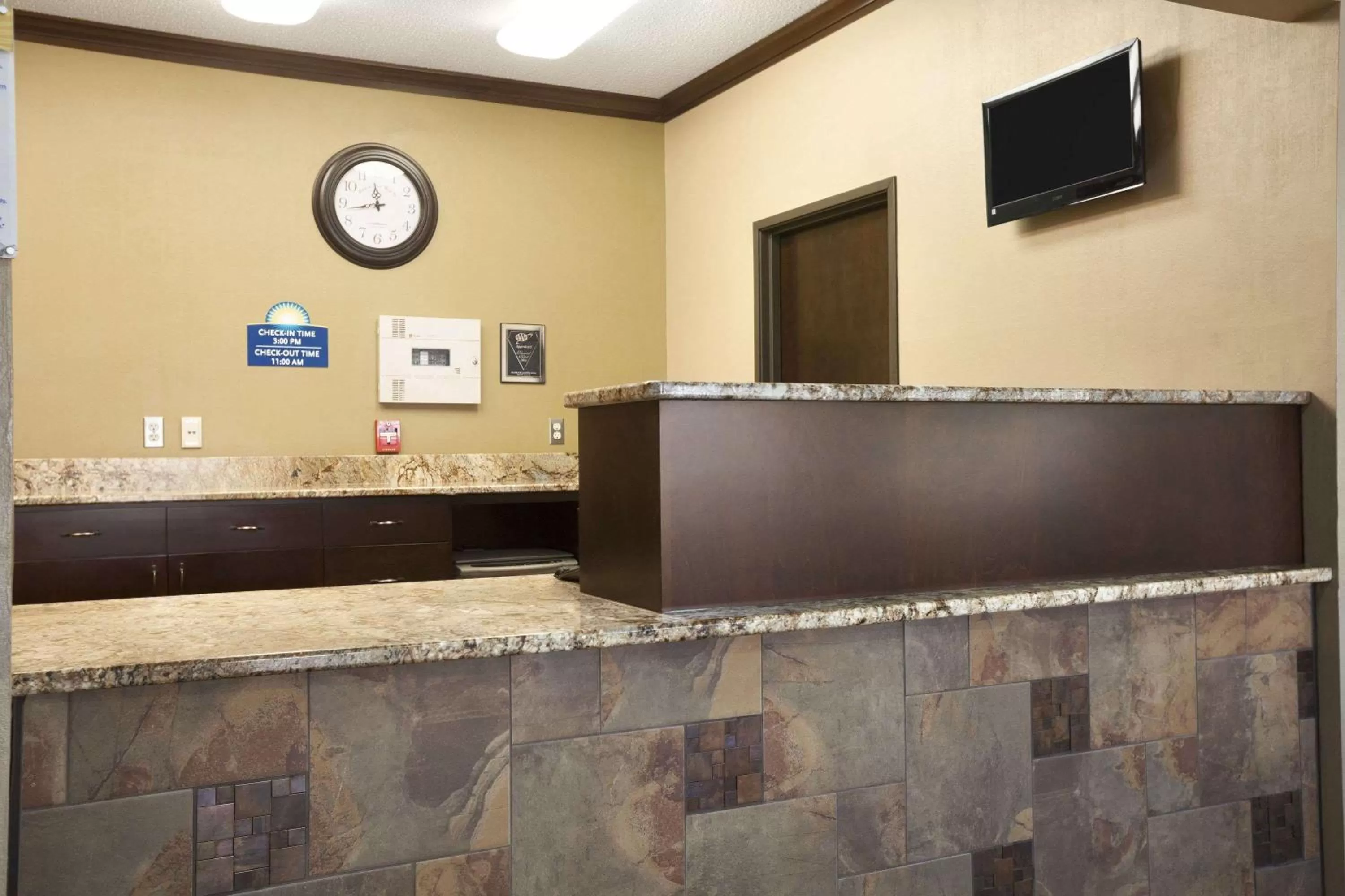 Lobby or reception in Days Inn by Wyndham Columbia Mall
