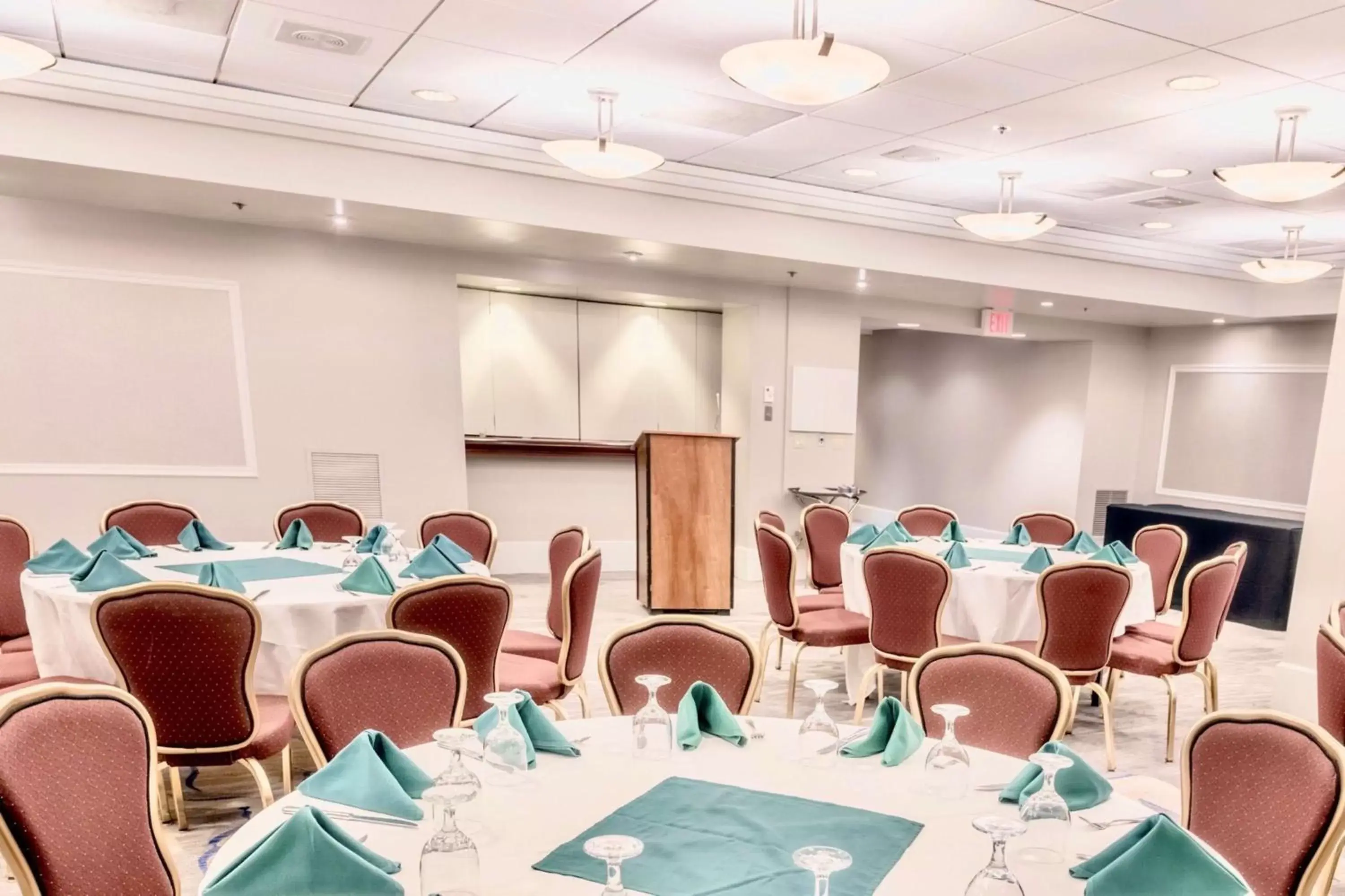 Business facilities in Radisson Hotel Providence Airport