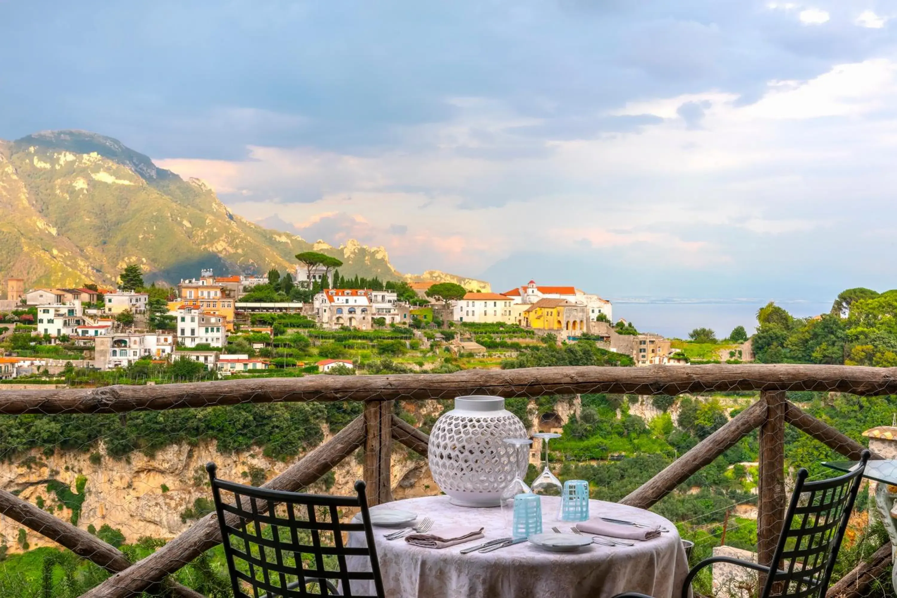 Restaurant/places to eat, Balcony/Terrace in Palazzo Pascal