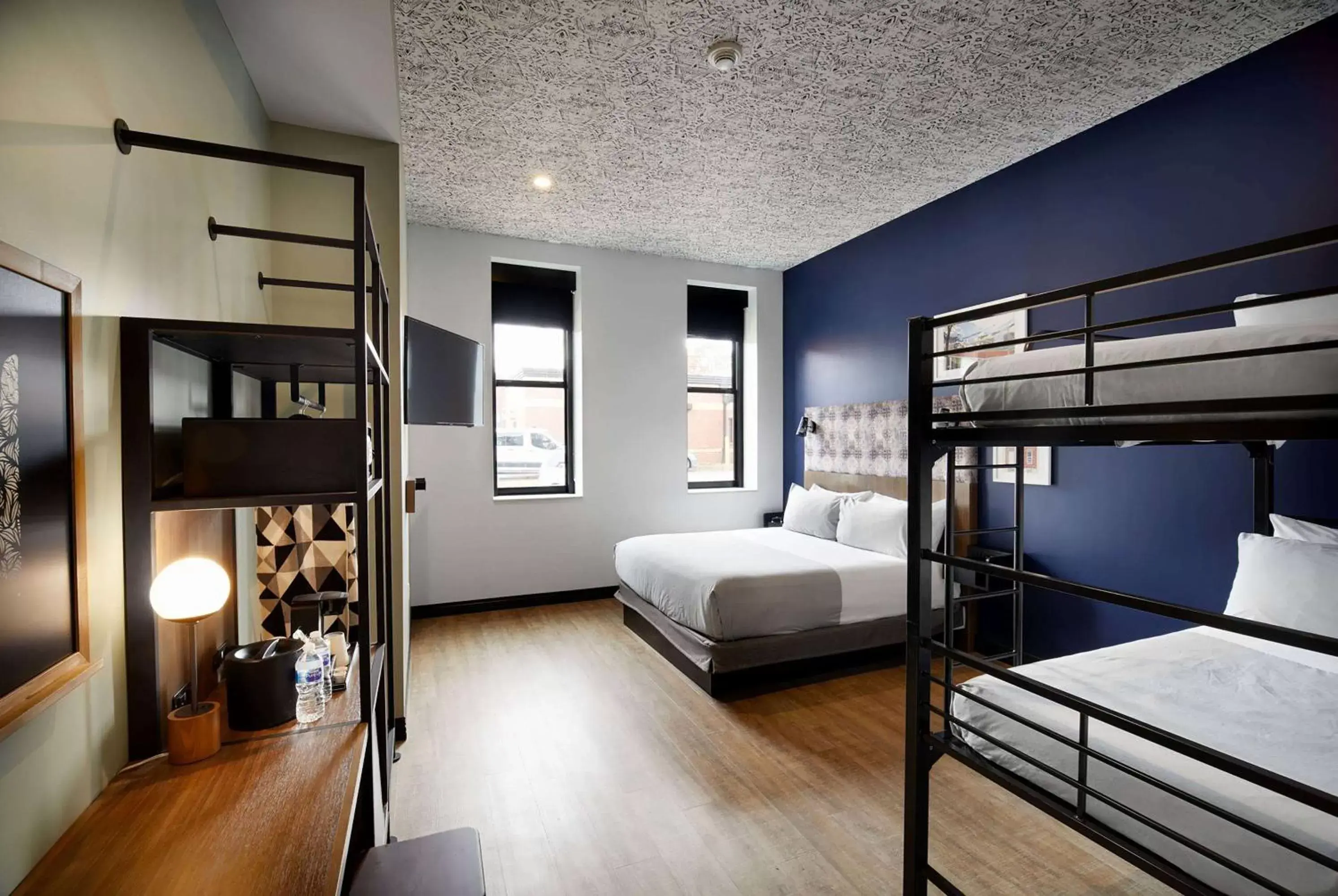 Photo of the whole room, Bunk Bed in TRYP by Wyndham Pittsburgh/Lawrenceville