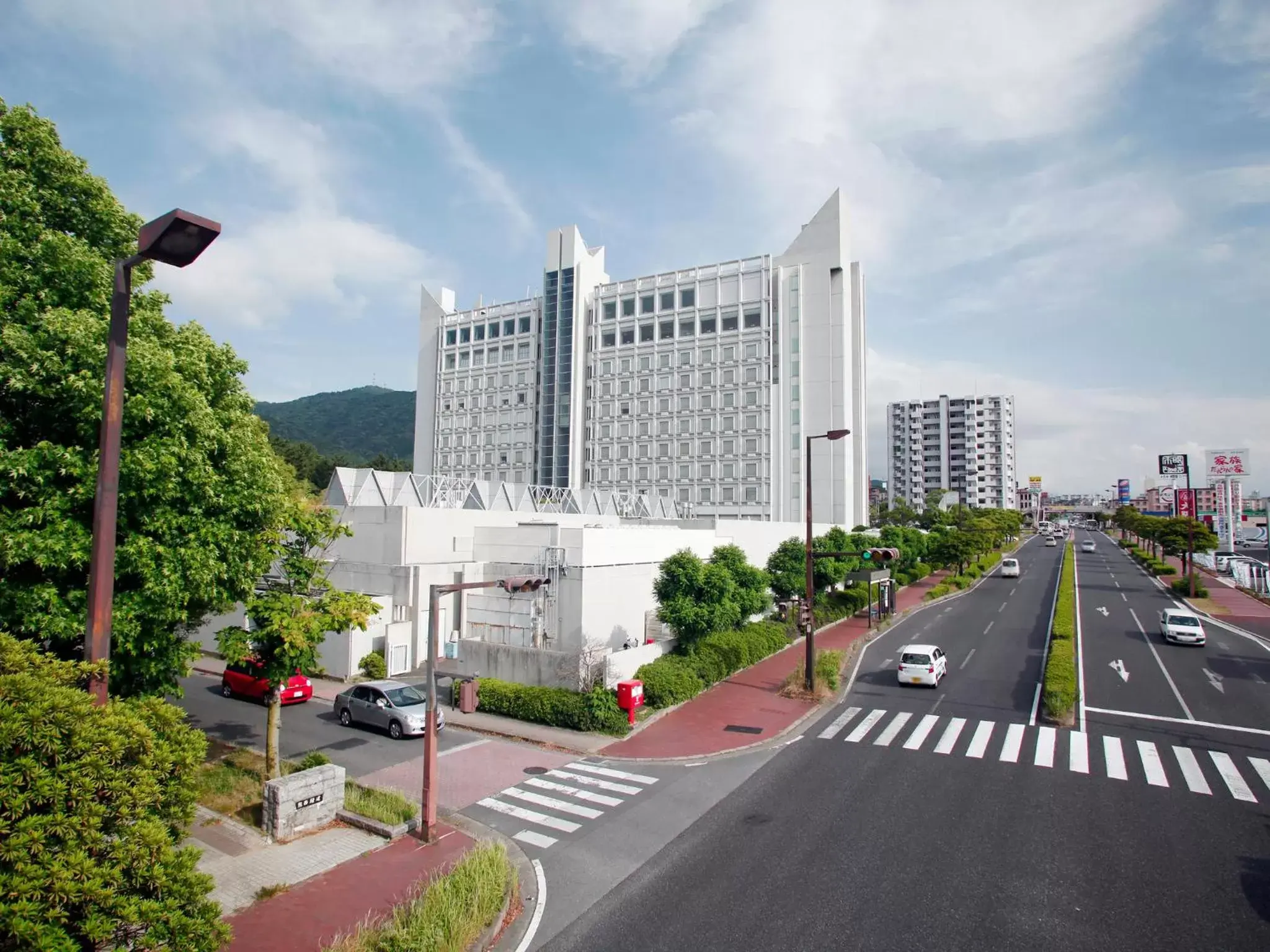 Facade/entrance in Hotel Crown Palais Kitakyushu