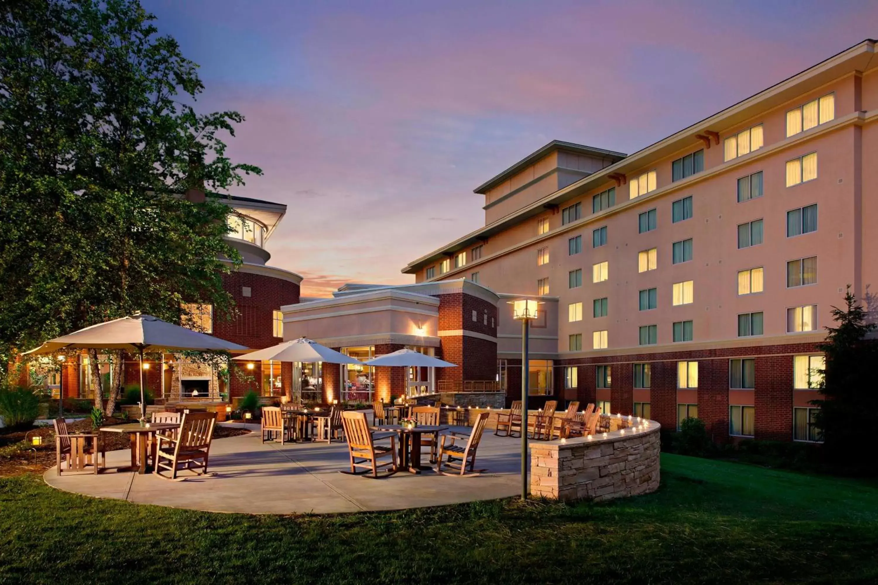 Property Building in MeadowView Marriott Conference Resort and Convention Center