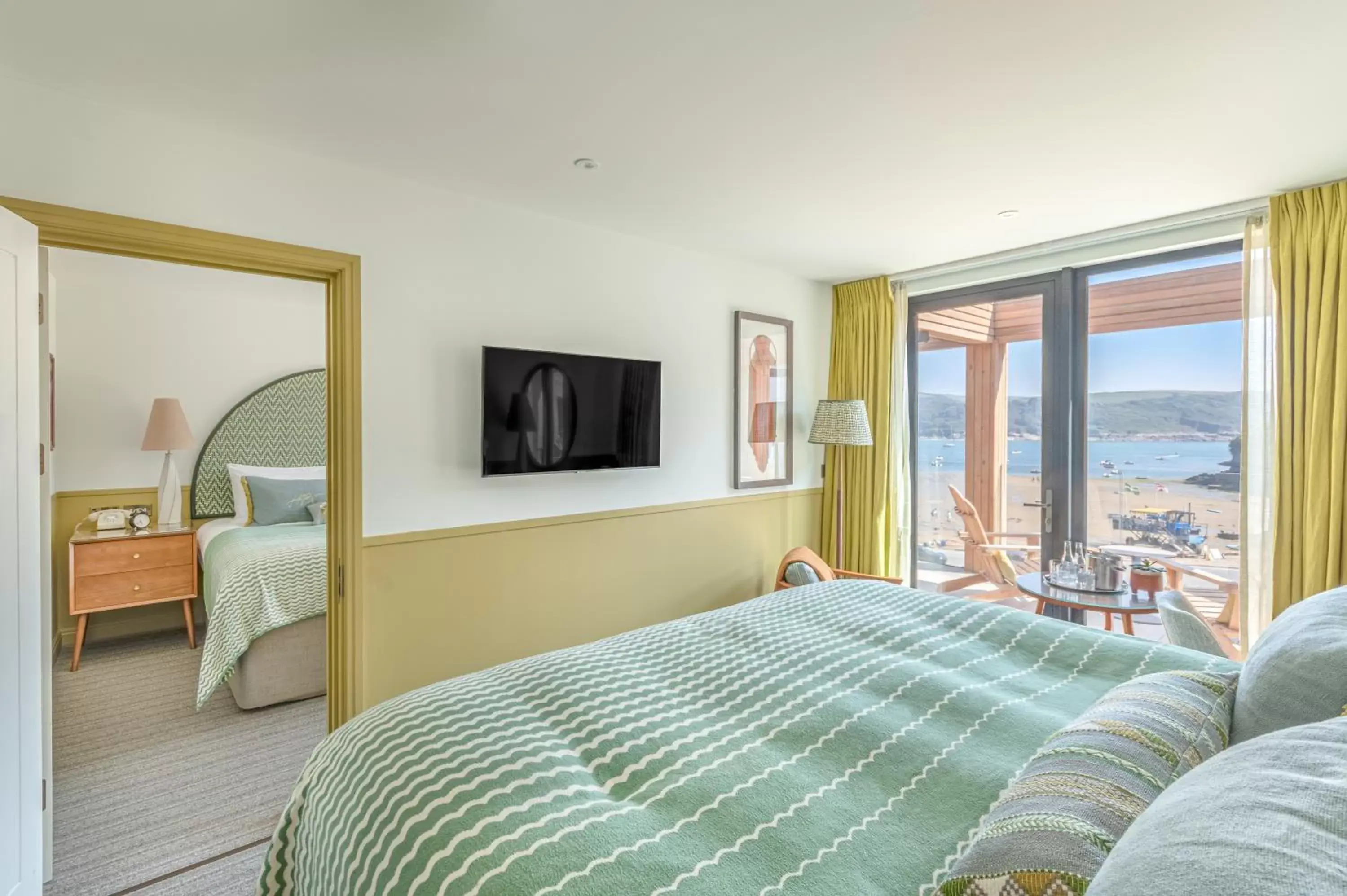Bedroom, Bed in Harbour Beach Club, Hotel & Spa