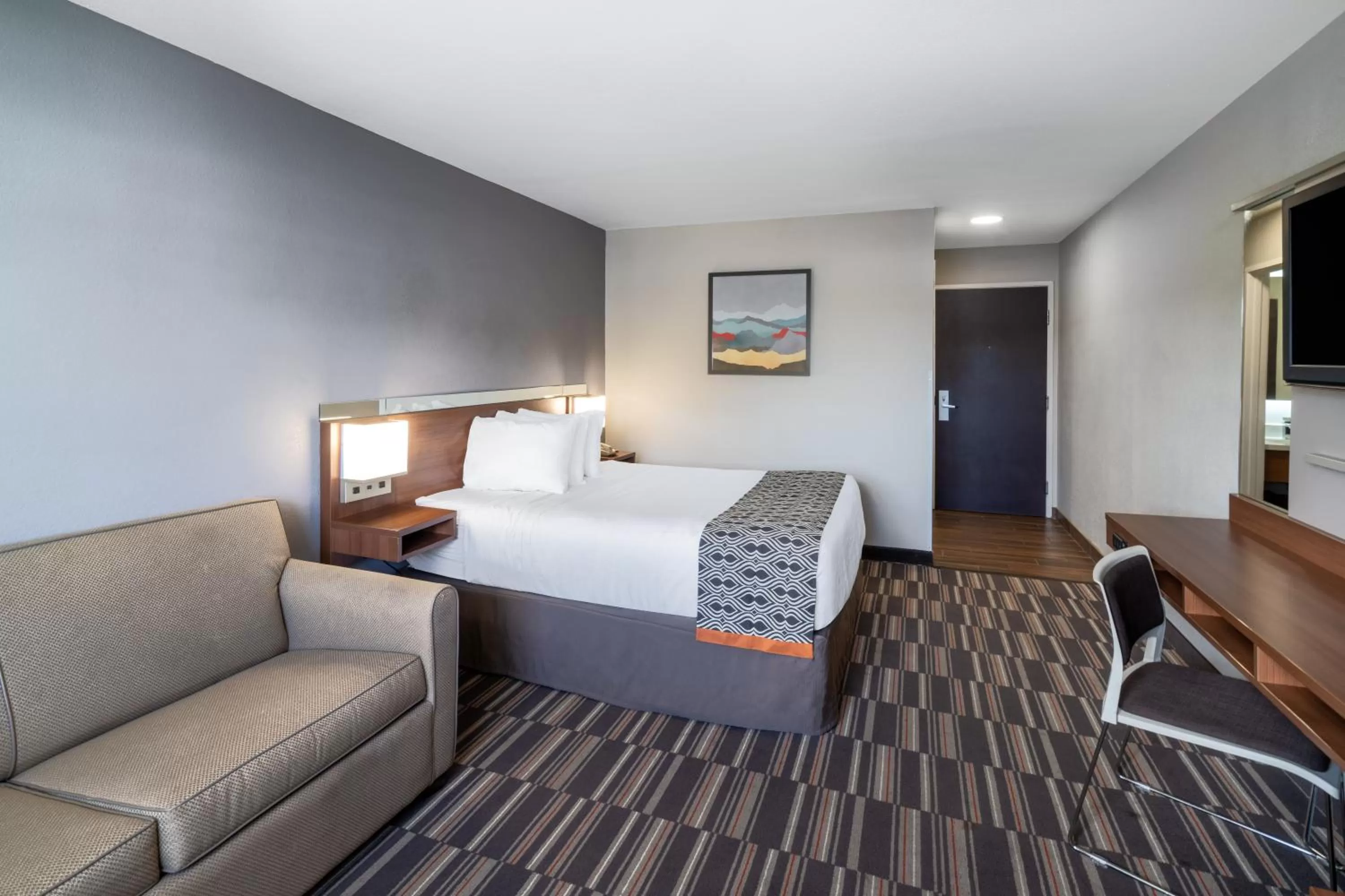 Photo of the whole room, Bed in Microtel Inn & Suites by Wyndham Savannah/Pooler