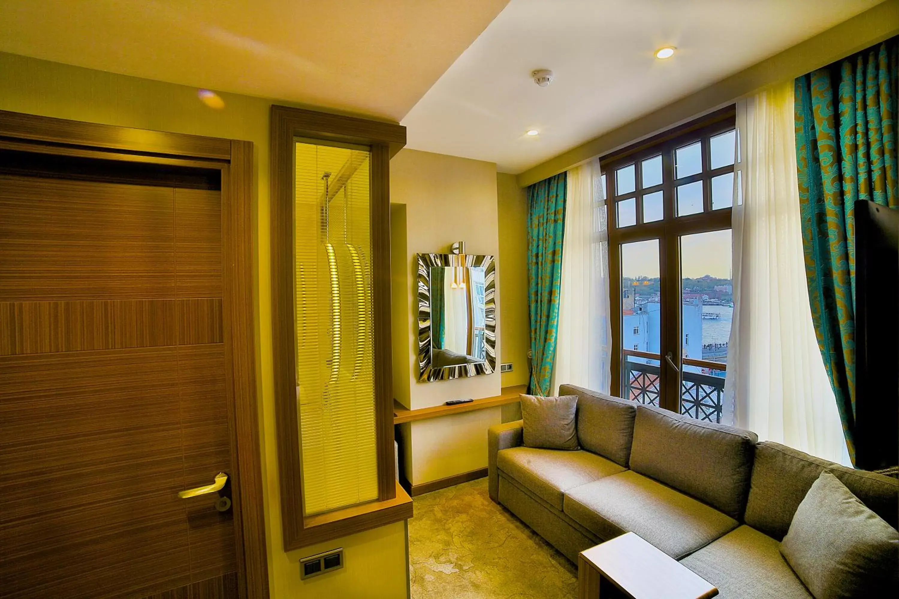 Seating Area in Hotel Momento Golden Horn