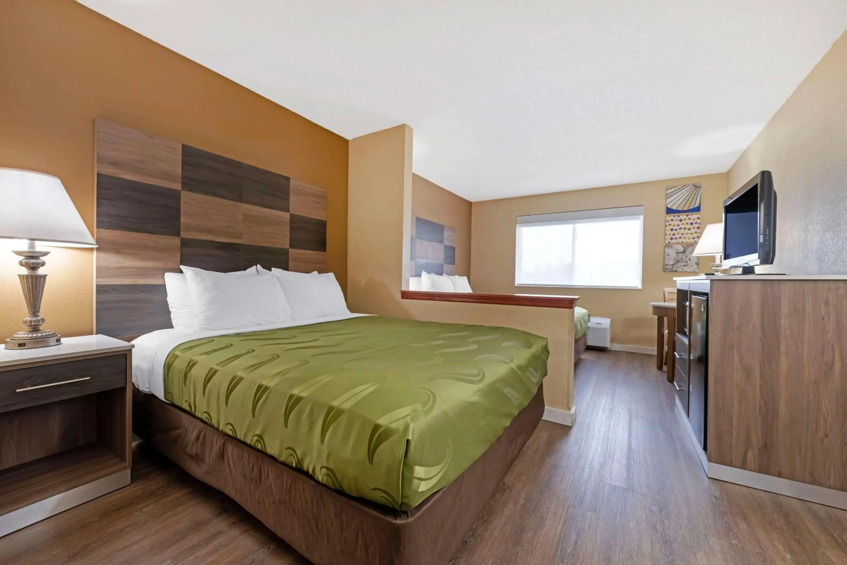 Bedroom, Bed in Quality Inn Bemidji