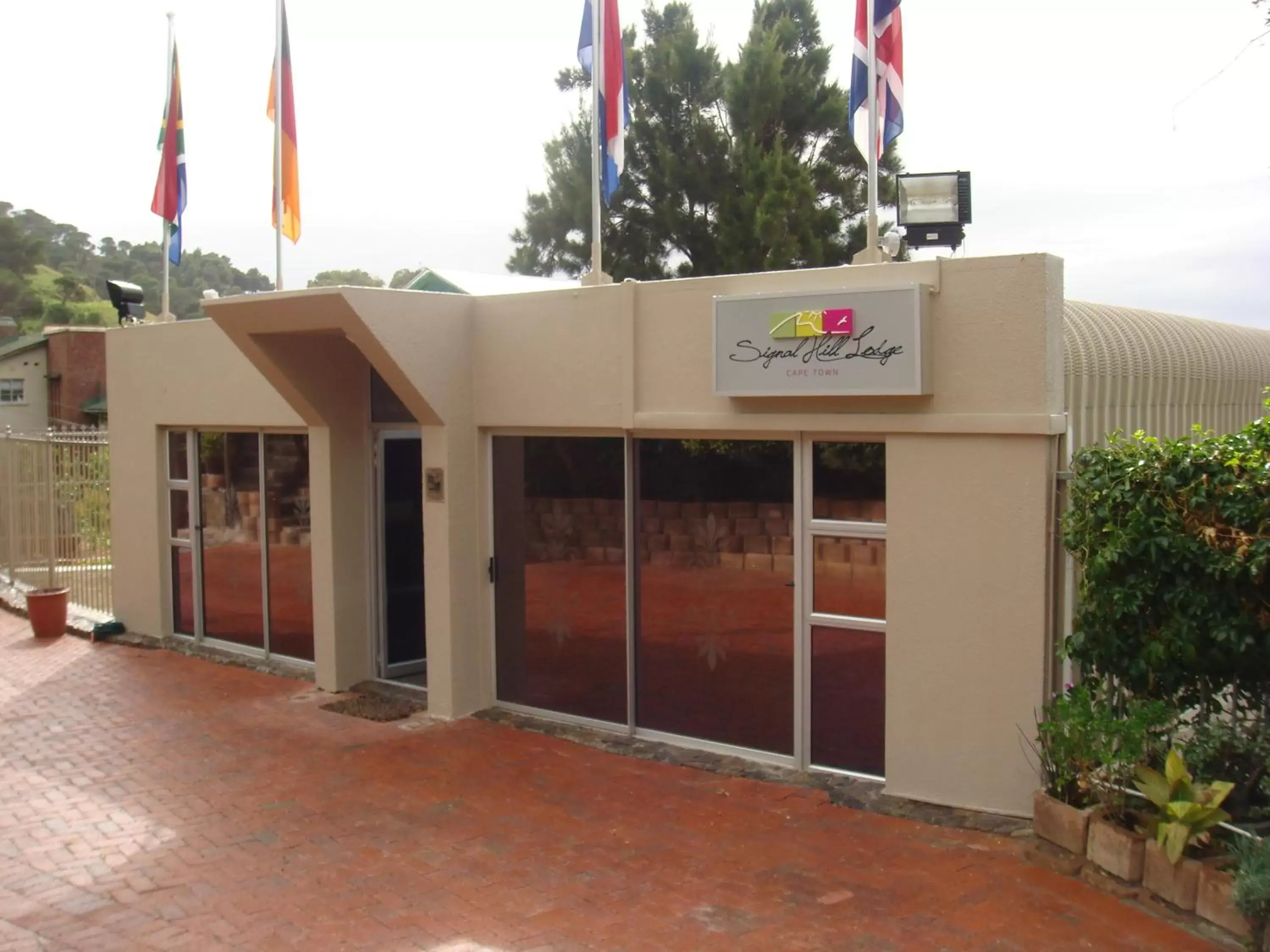 Facade/entrance, Property Building in Signal Hill Lodge