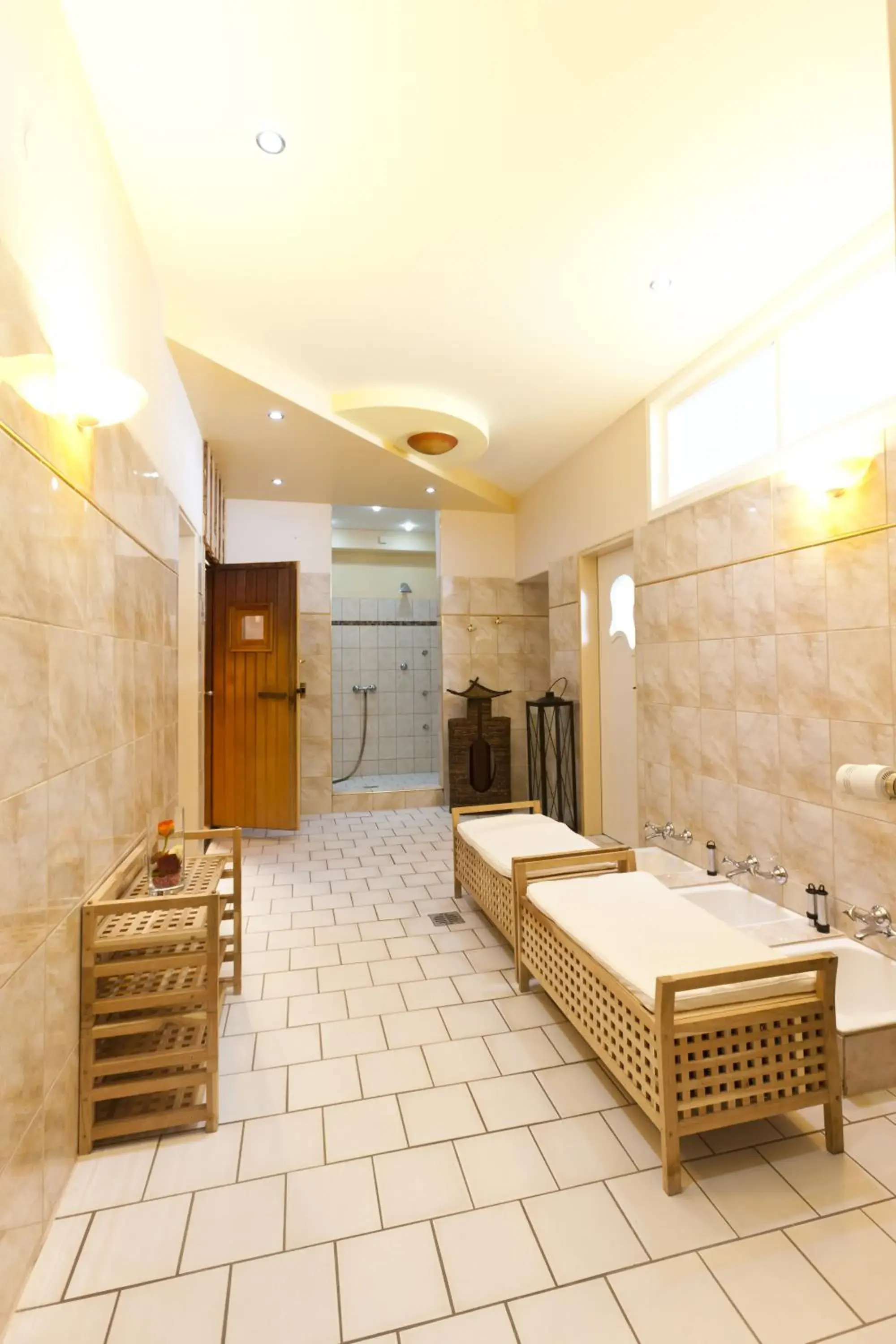 Spa and wellness centre/facilities, Bathroom in Best Western Hotel Rhön Garden
