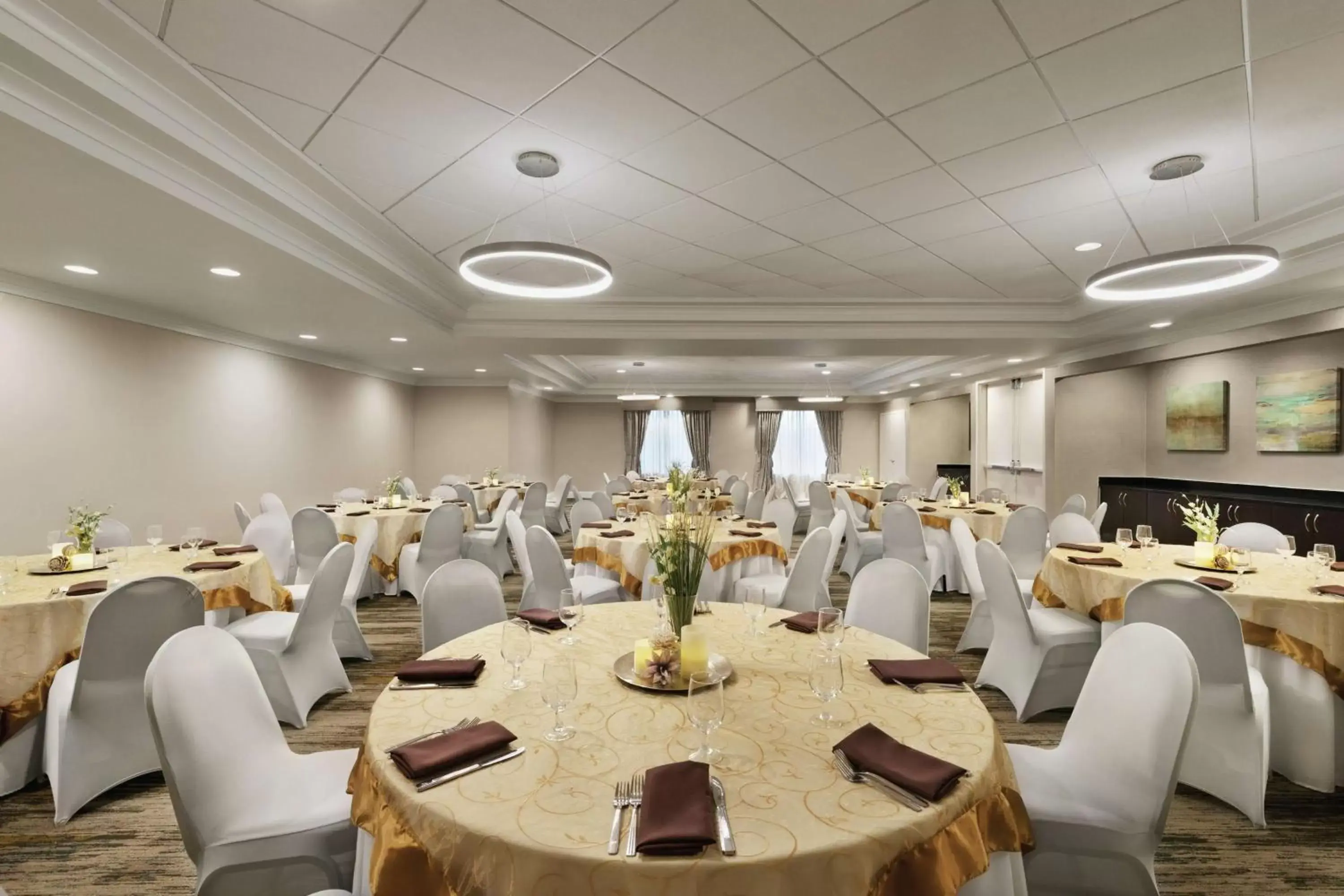 Meeting/conference room, Restaurant/Places to Eat in Hilton Garden Inn Oxford/Anniston, AL