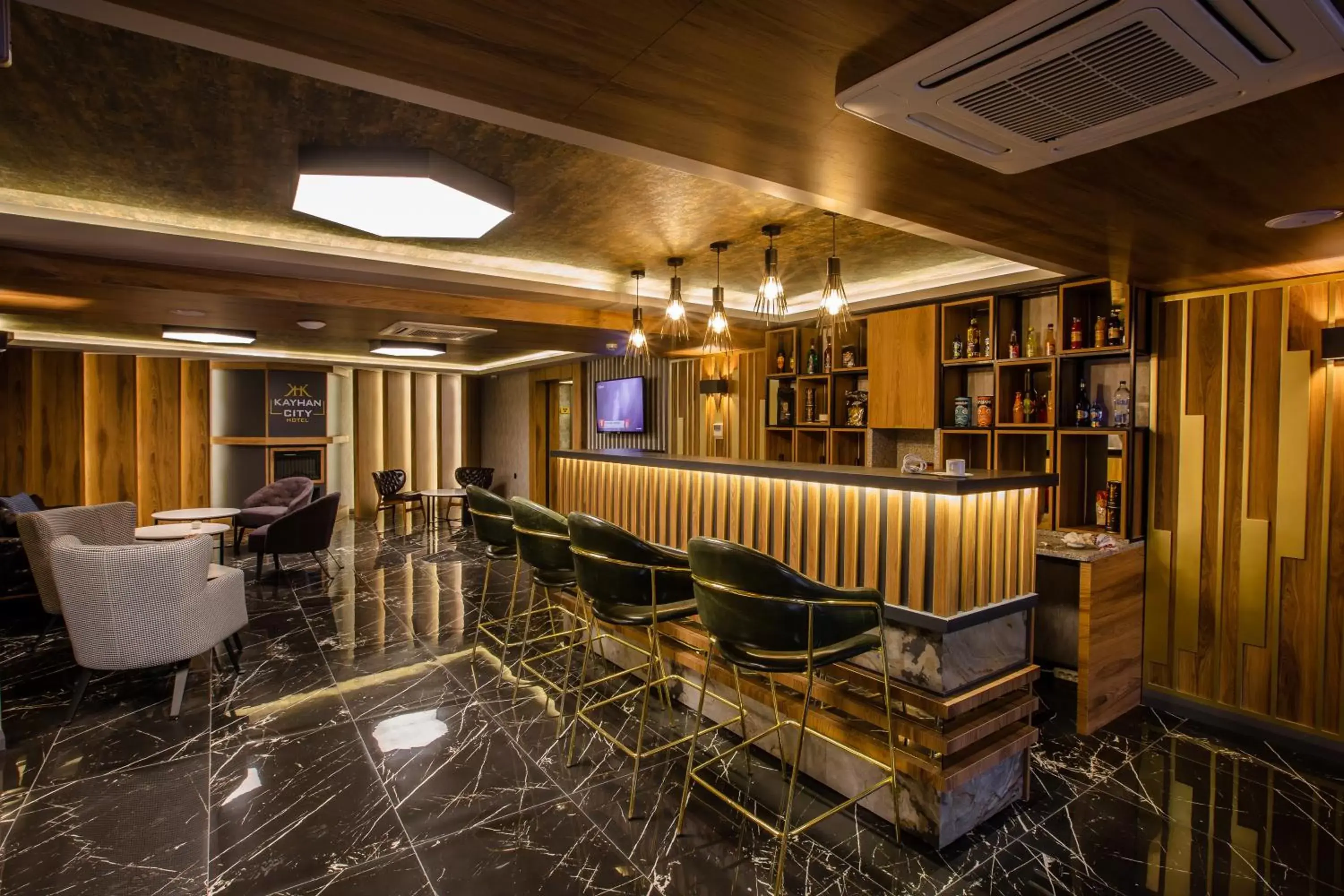 Lounge or bar, Lounge/Bar in Kayhan City Hotel