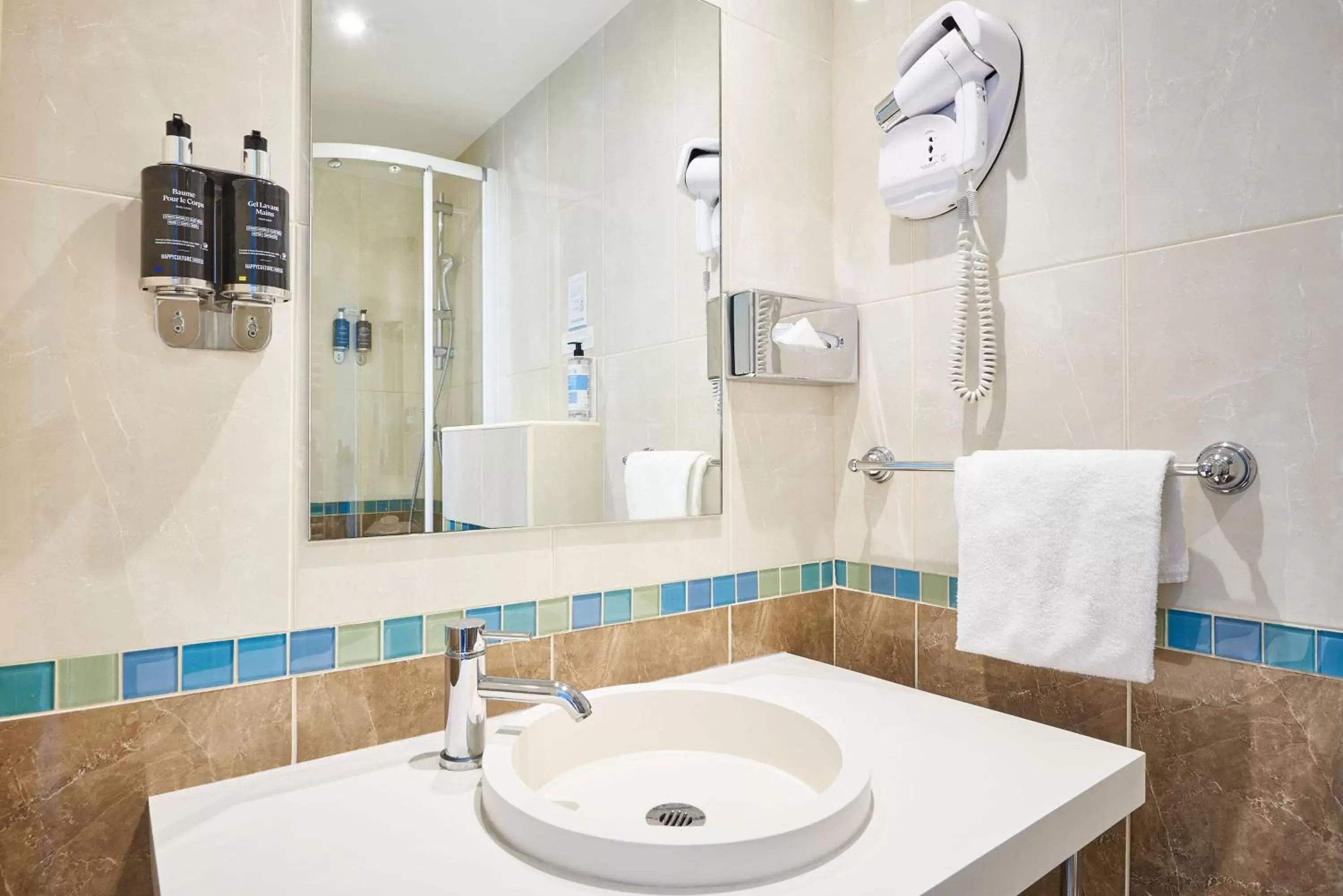 Shower, Bathroom in Hotel Etoile Saint Ferdinand by Happyculture