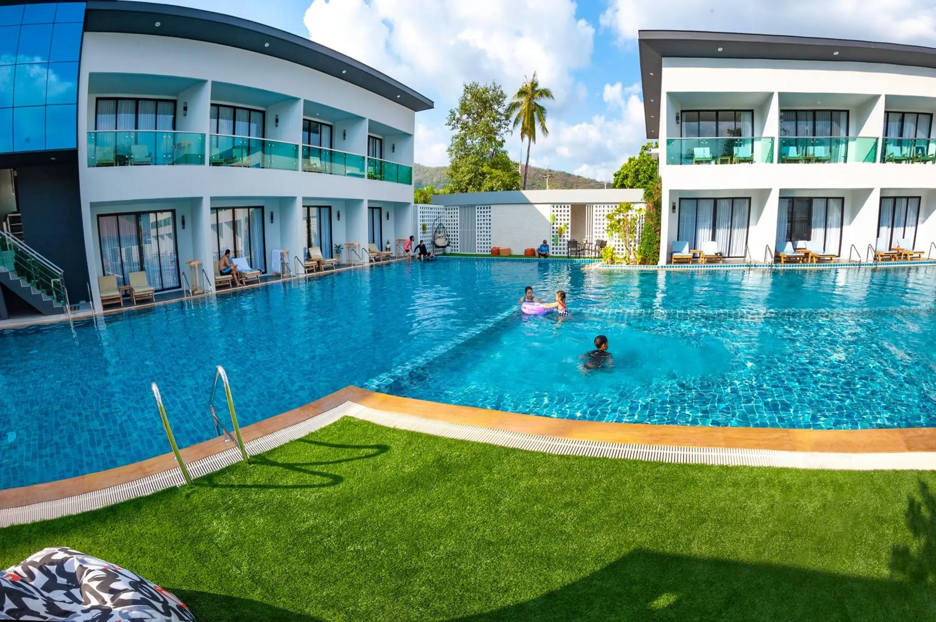 Swimming Pool in Chaolao Cabana Resort