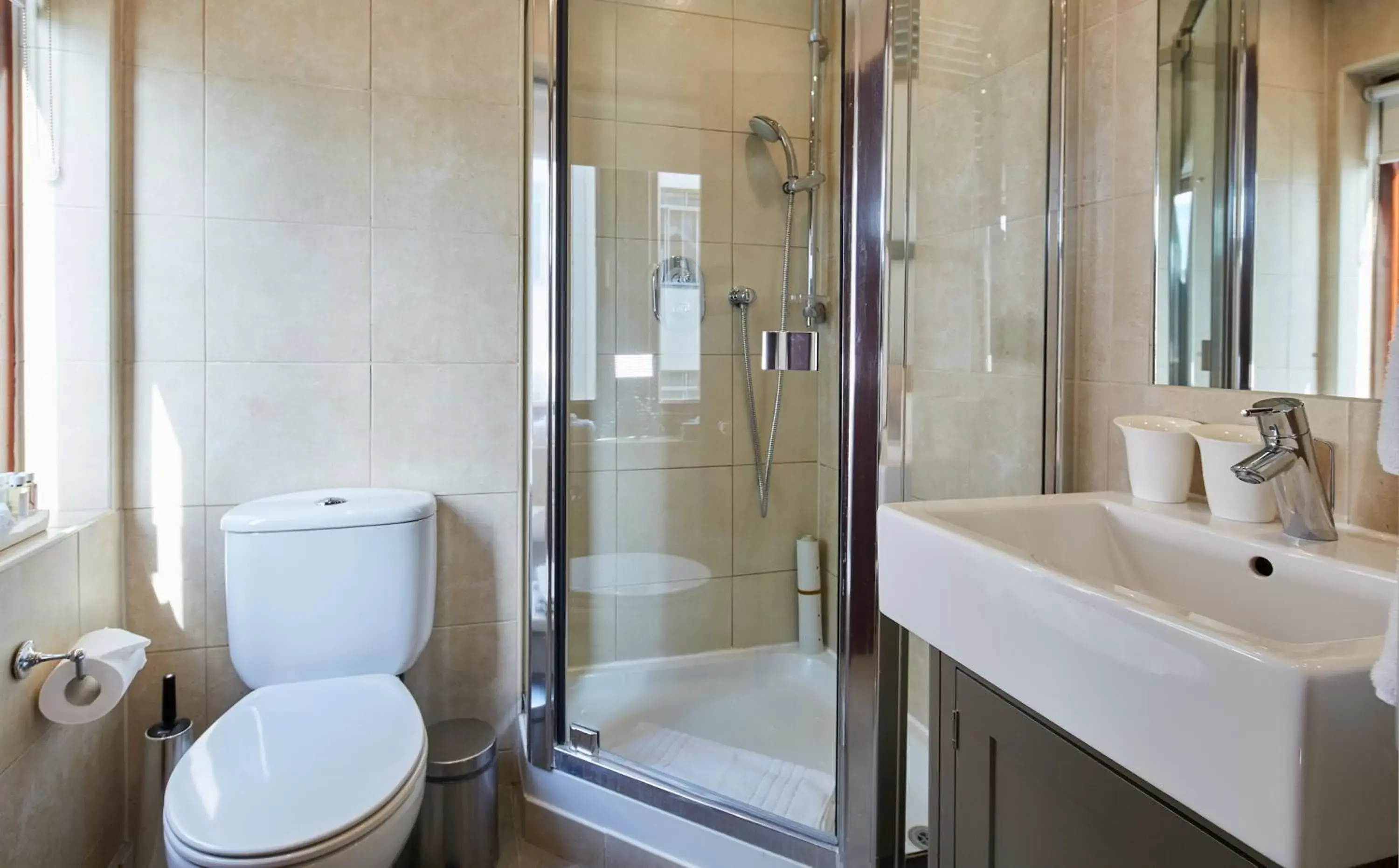 Shower, Bathroom in Cheval Knightsbridge
