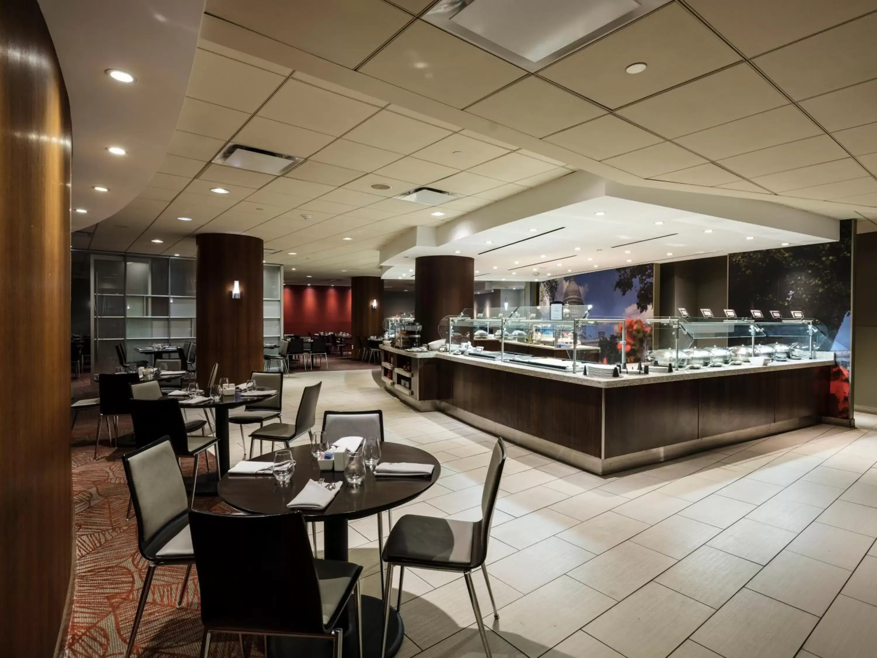 Restaurant/Places to Eat in Holiday Inn Washington Capitol-National Mall, an IHG Hotel