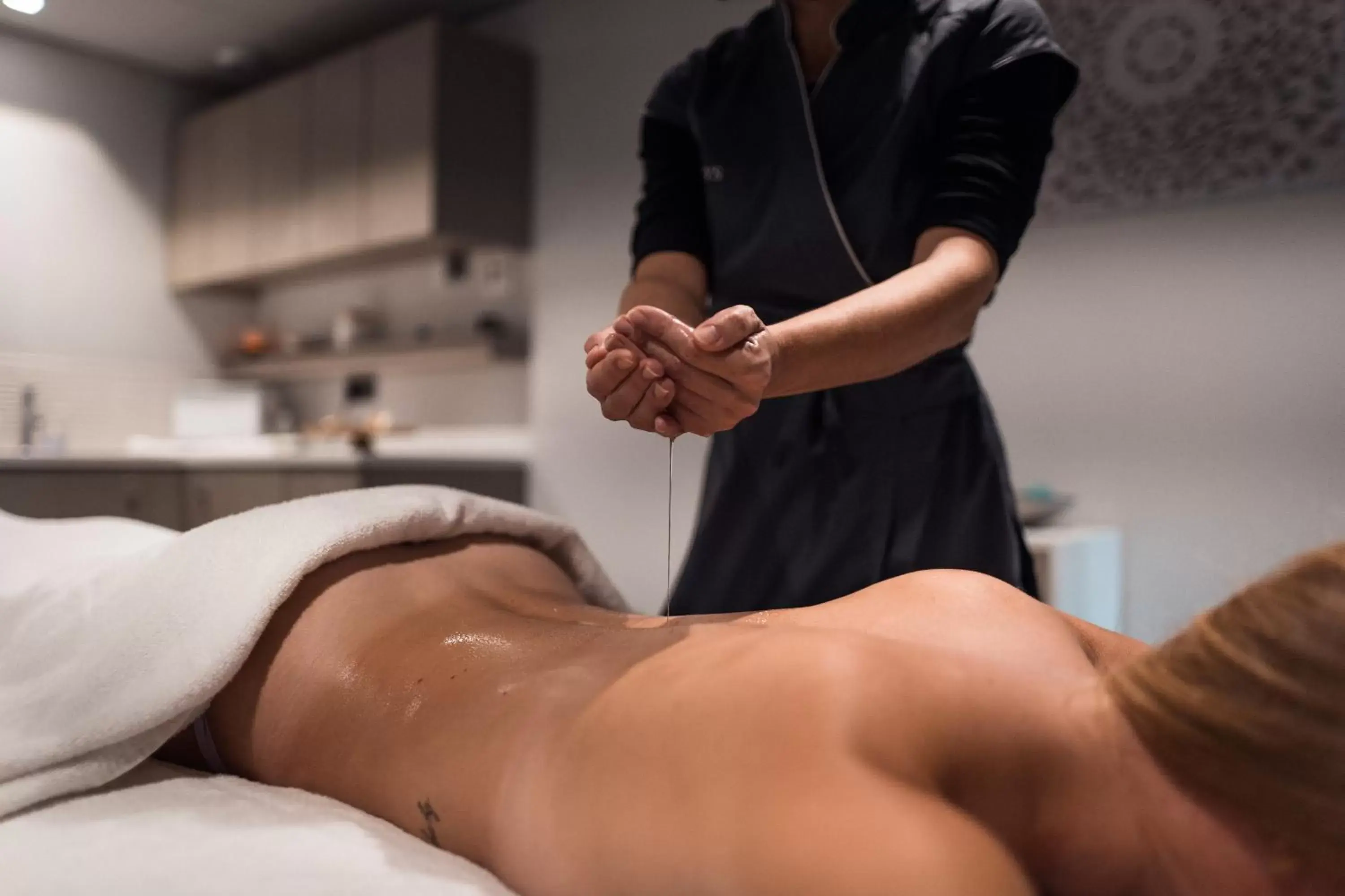 Massage, Spa/Wellness in Radisson Blu Hotel Bordeaux