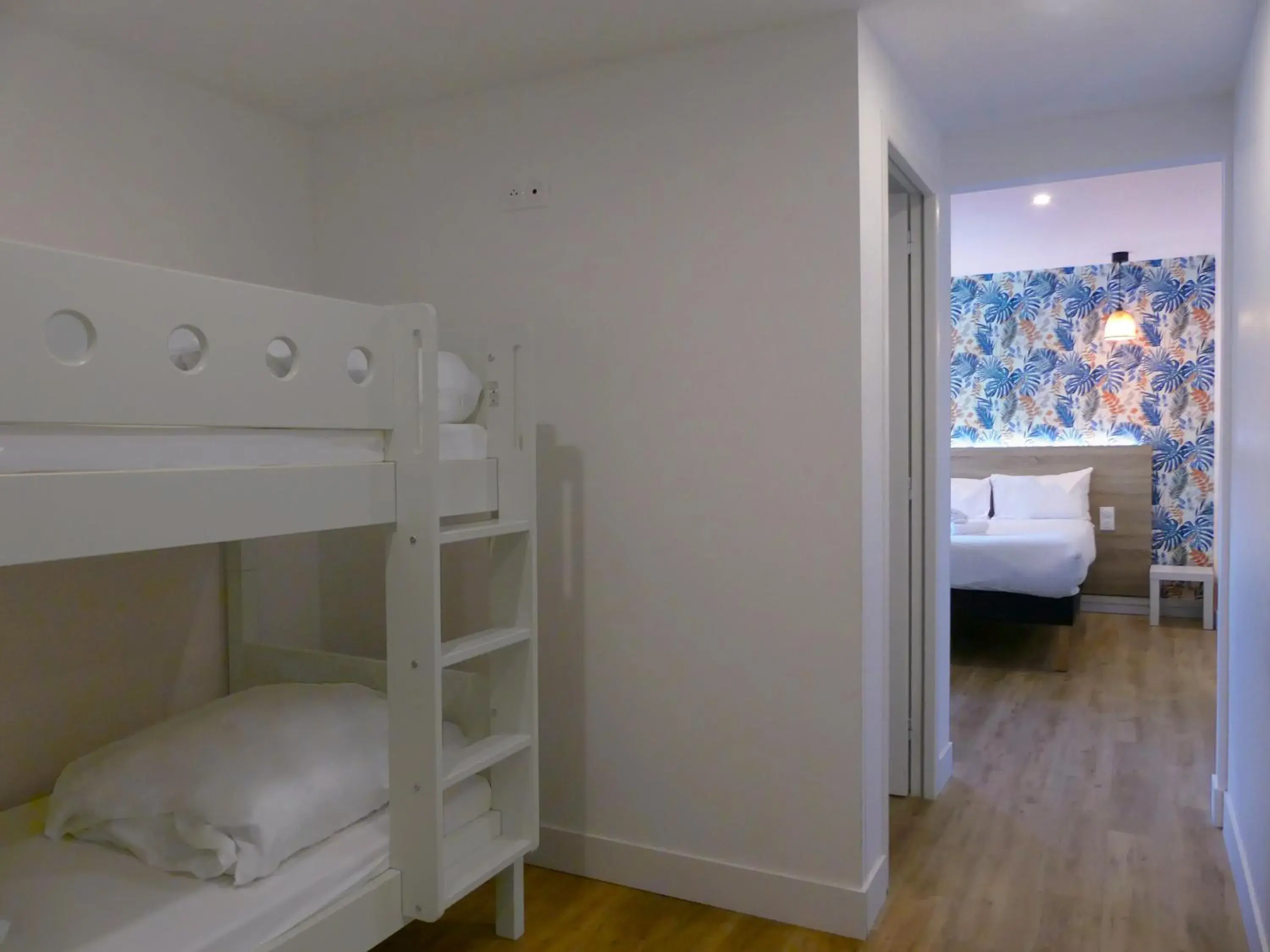 Bedroom, Bunk Bed in KYRIAD DIRECT TOULON OUEST - La Seyne sur Mer