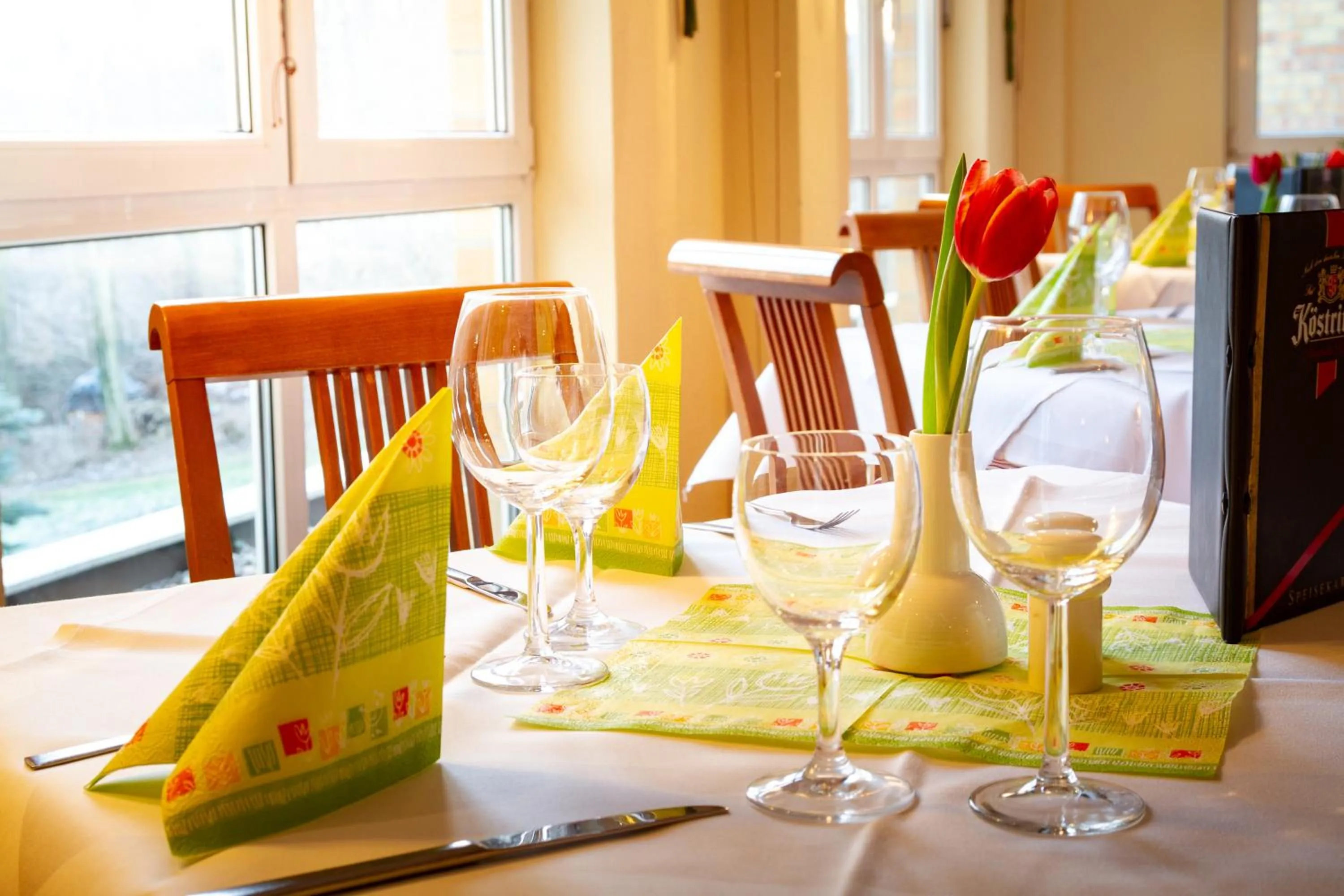 Restaurant/places to eat in Quick Hotel Dresden West