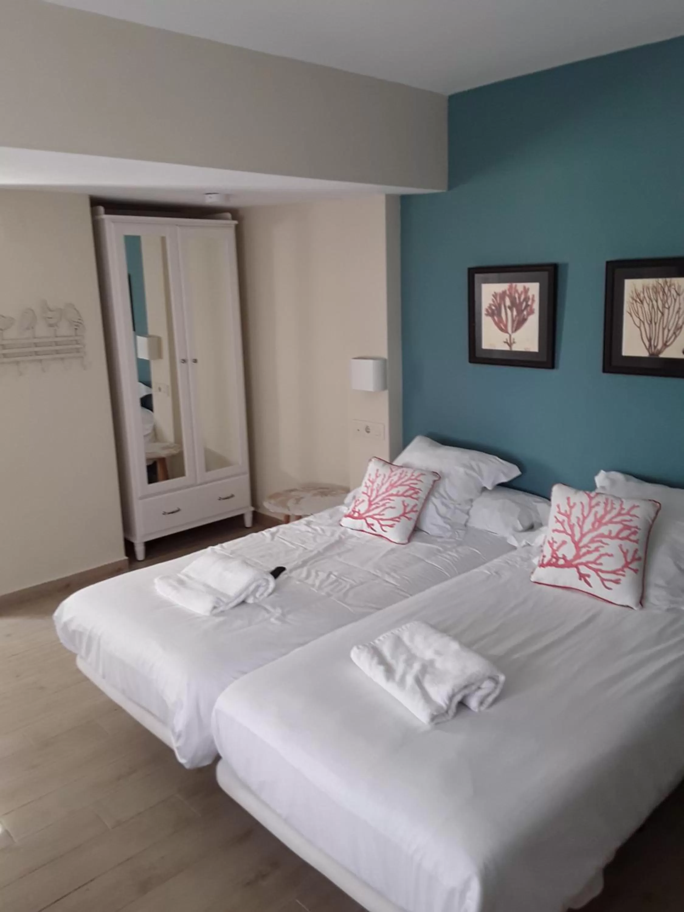 Bed in Punta Carnero Hostal singular