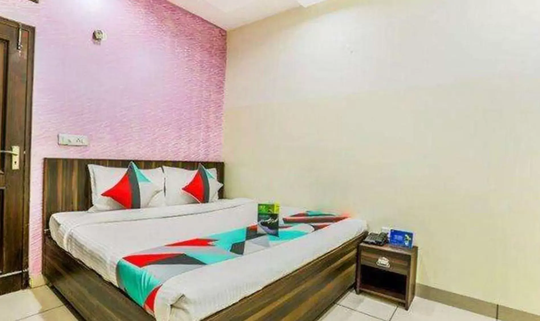 Property building, Bed in FabExpress Mayank Palace Property building, Bed in FabExpress Mayank Palace