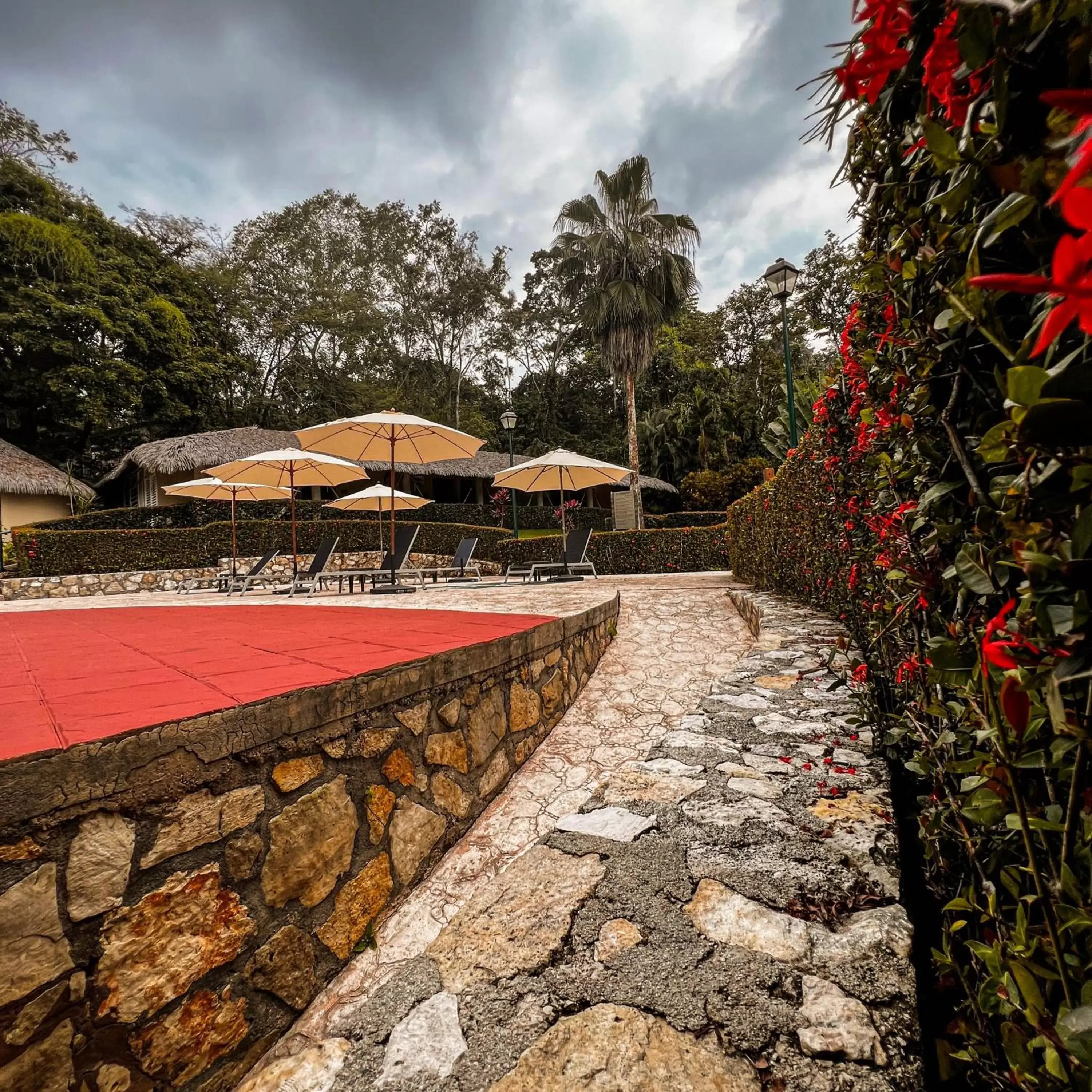 Patio in Hotel Villa Mercedes Palenque
