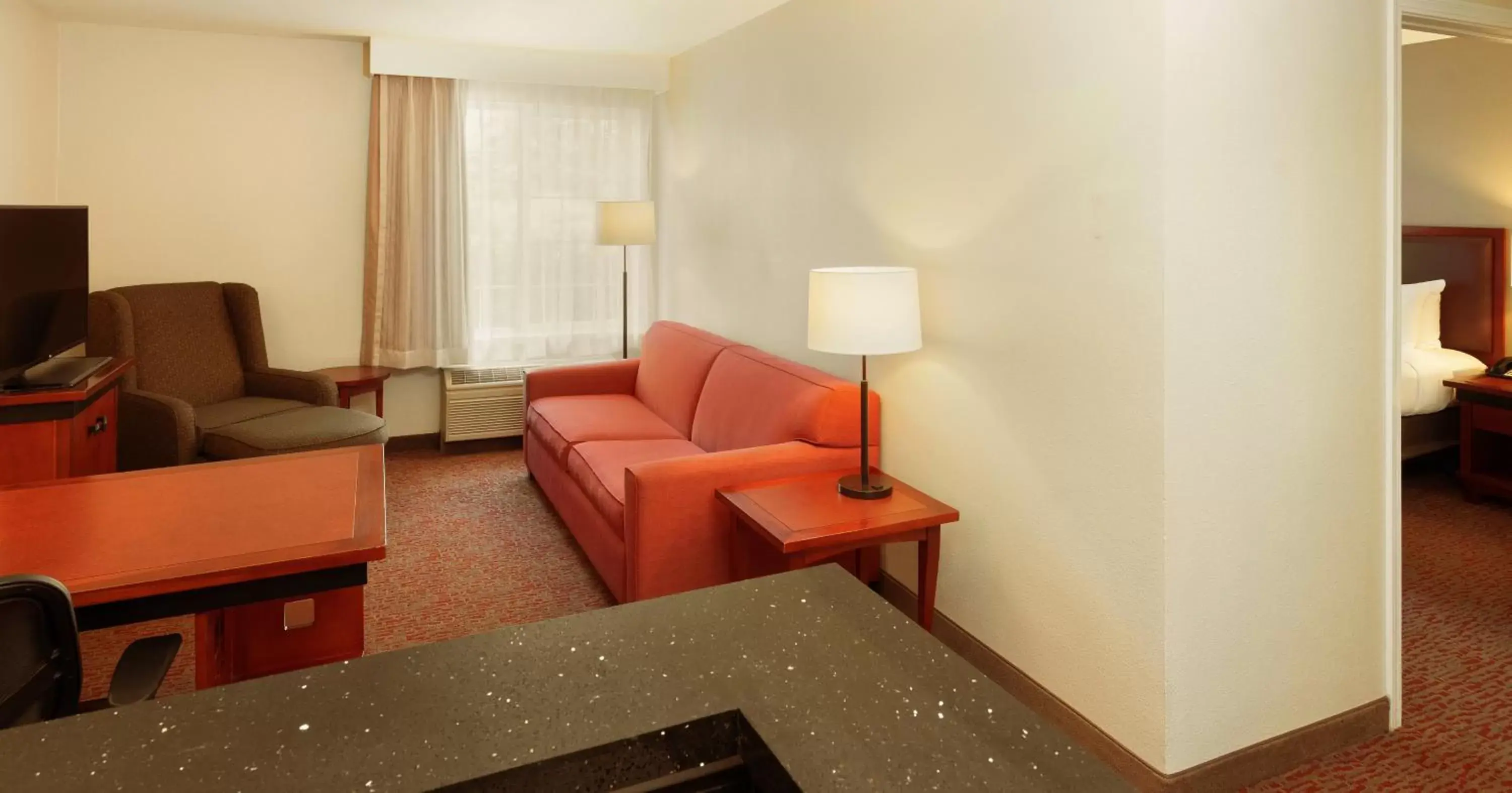 Living room, Seating Area in Larkspur Landing Sunnyvale-An All-Suite Hotel