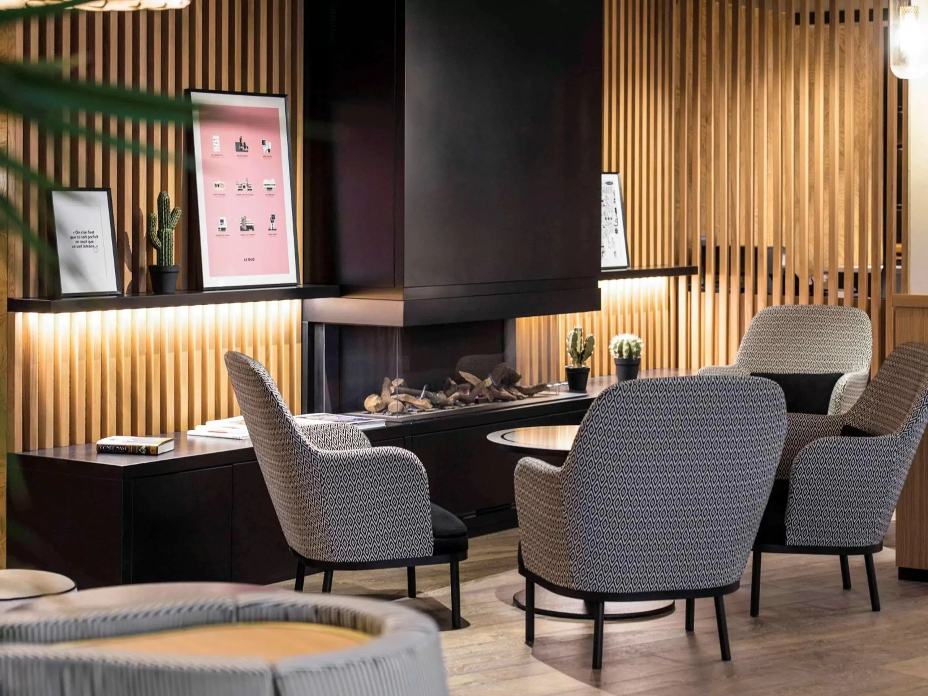 Lounge or bar, Restaurant/Places to Eat in Mercure Luxembourg Off Kirchberg