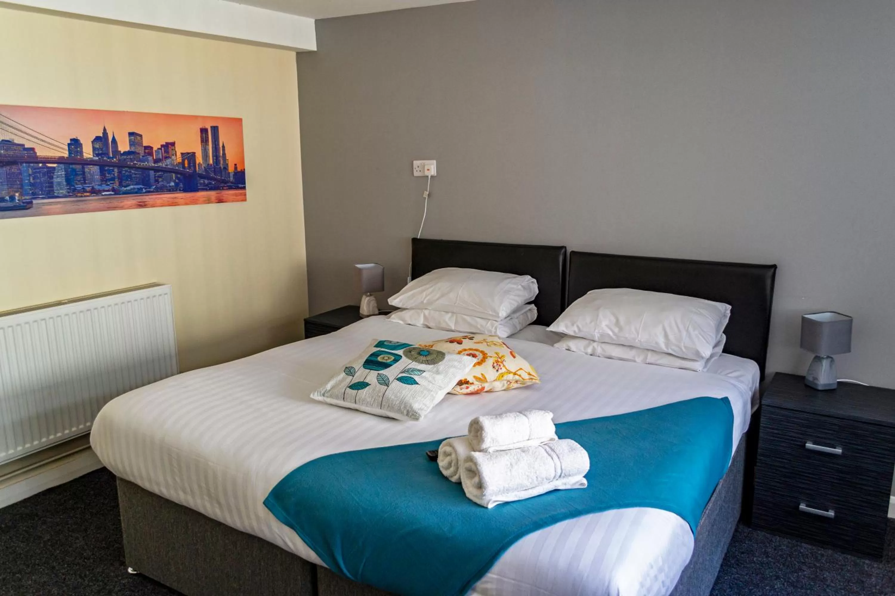 Bedroom, Bed in Lymedale Suites Studios & Aparthotel in NEWCASTLE UNDER LYME & STOKE