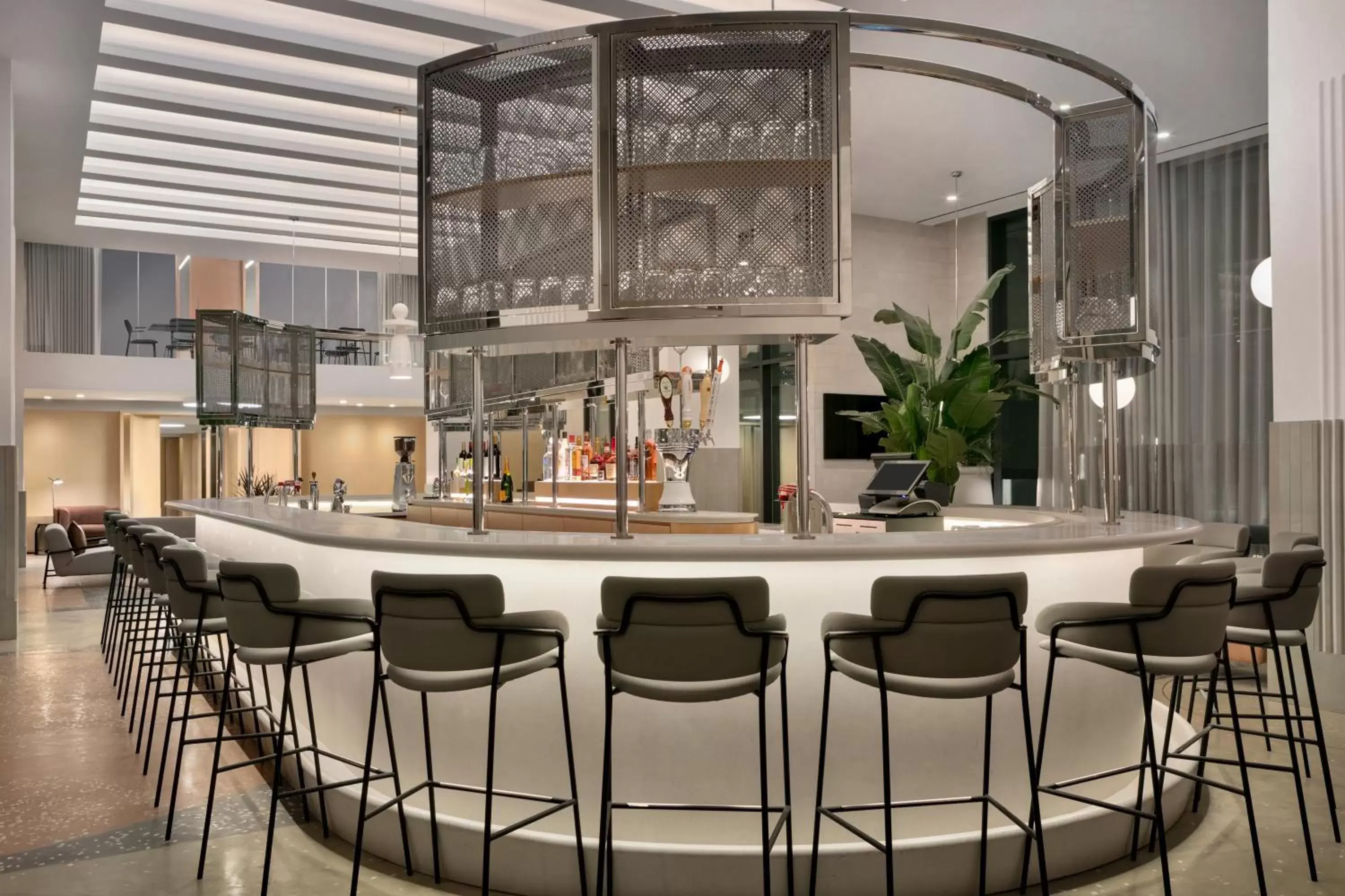 Lounge or bar, Lounge/Bar in Hotel Indigo - Williamsburg - Brooklyn, an IHG Hotel