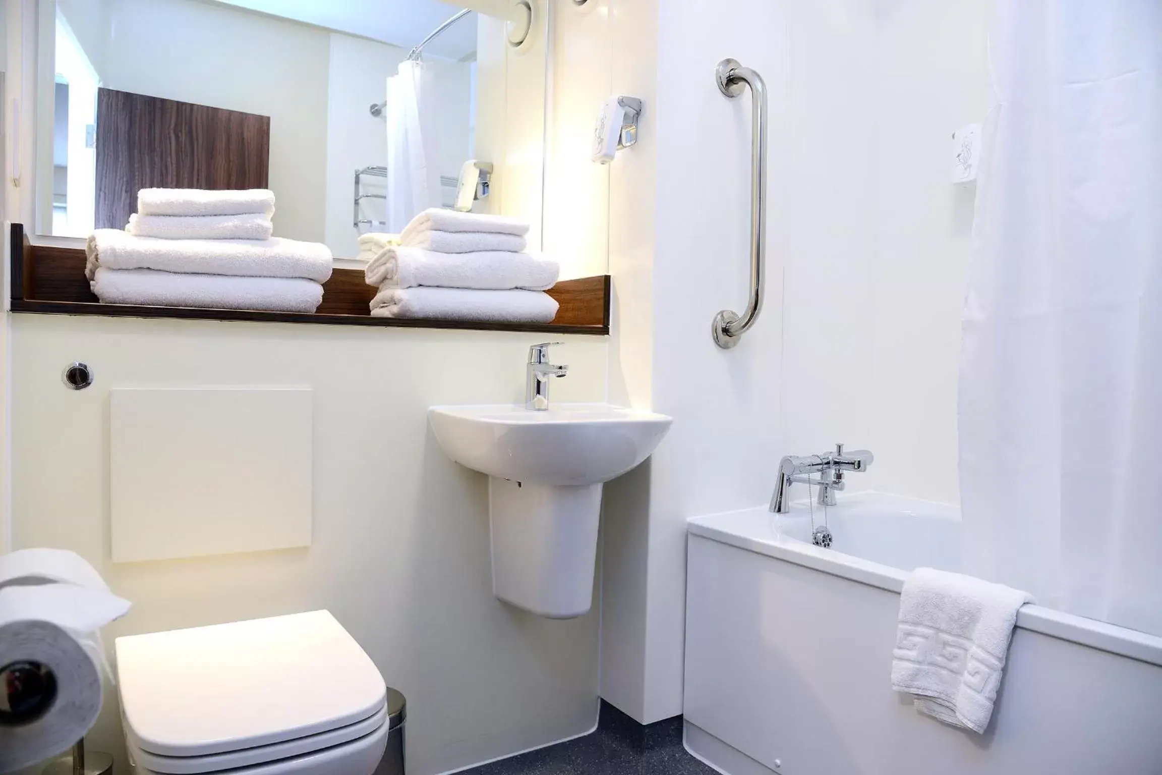 Family Room in Lock Keeper, Worksop by Marston's Inns Family Room in Lock Keeper, Worksop by Marston's Inns