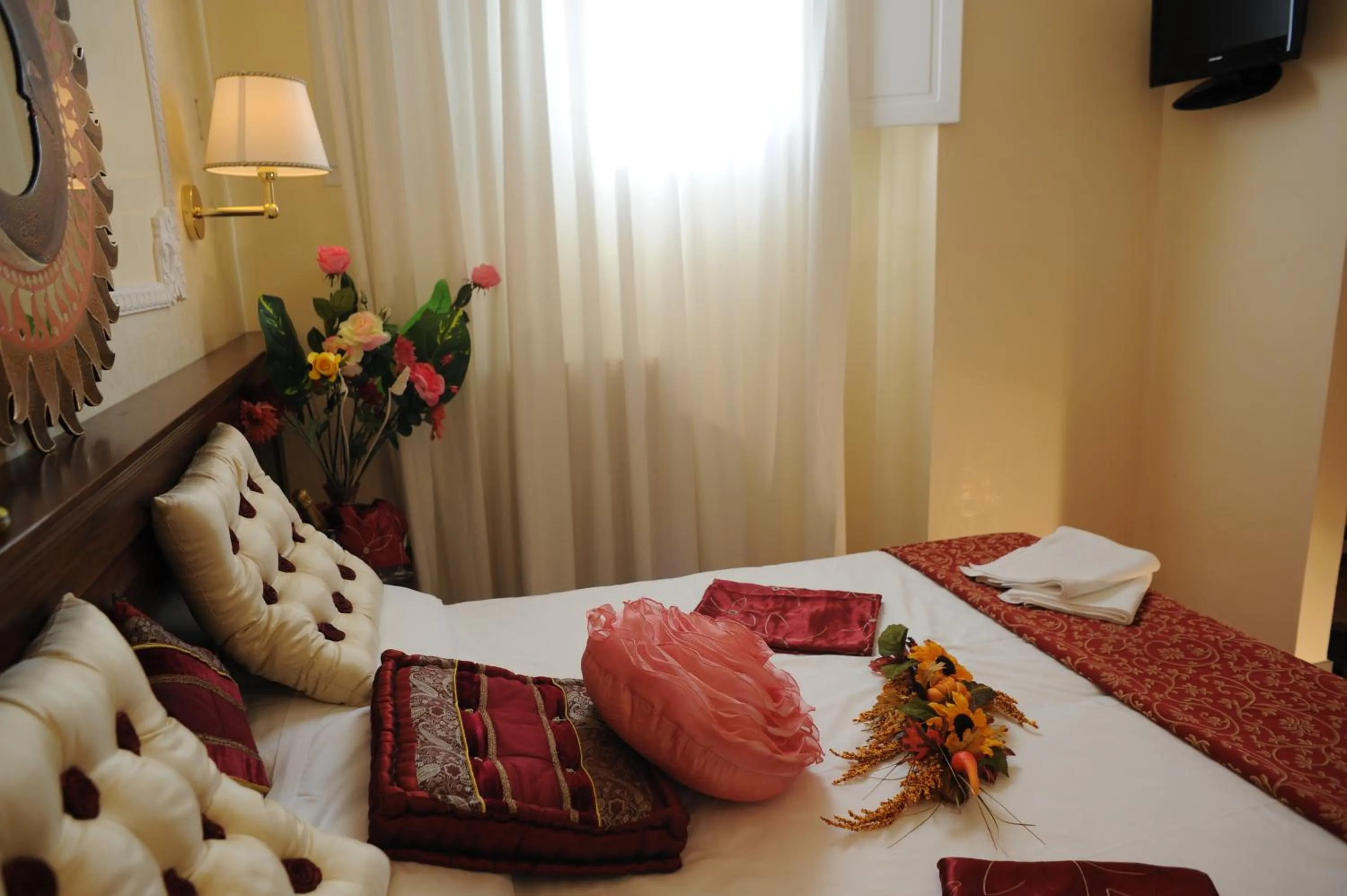 Bed in Hotel California