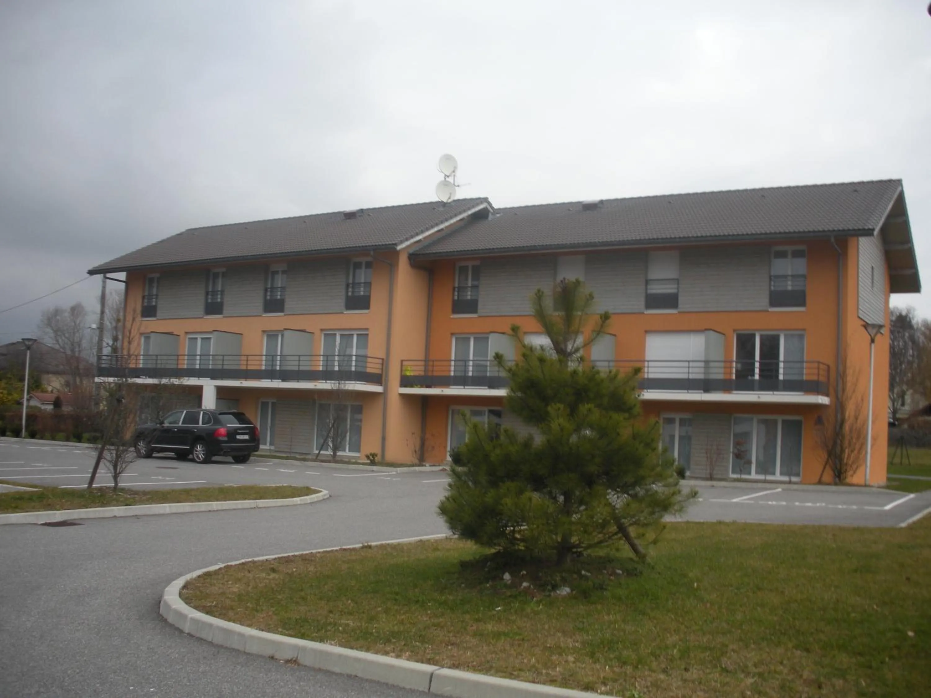 Facade/entrance in Residhome Genève Prévessin Le Carré d'Or