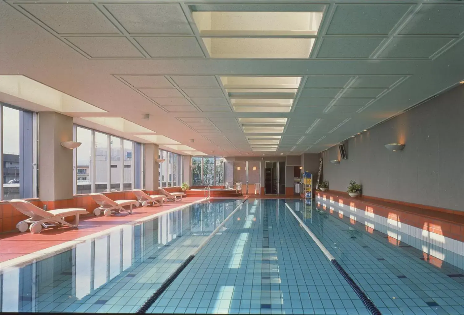 Swimming Pool in Hotel Okura Kyoto