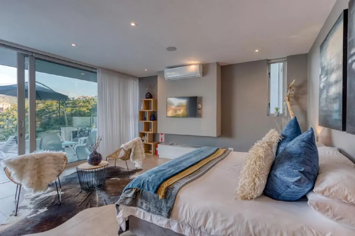 Bedroom in Crown on the Heads Bedroom in Crown on the Heads