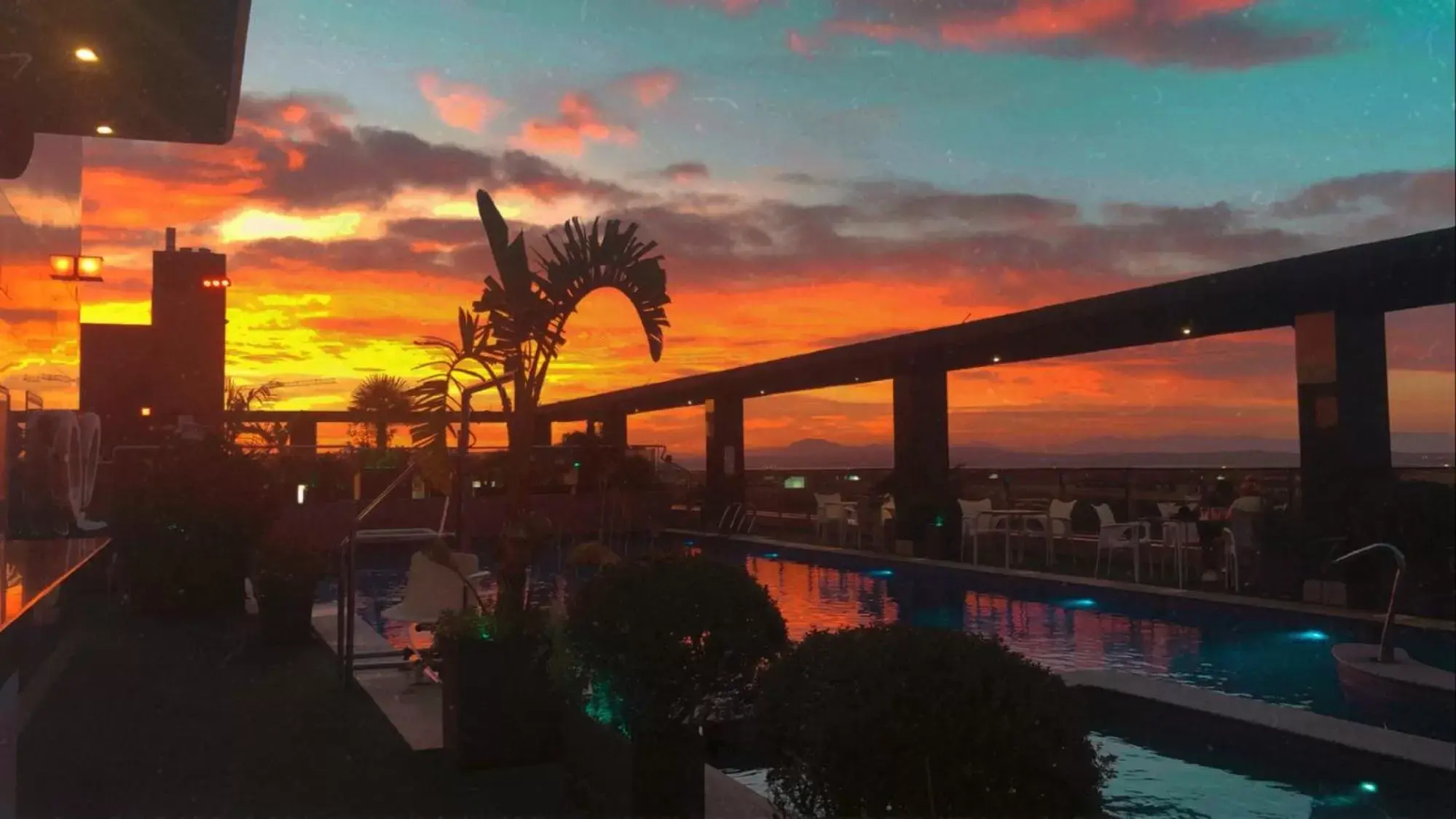 Swimming pool, Sunrise/Sunset in Dña Monse Hotel Spa & Golf