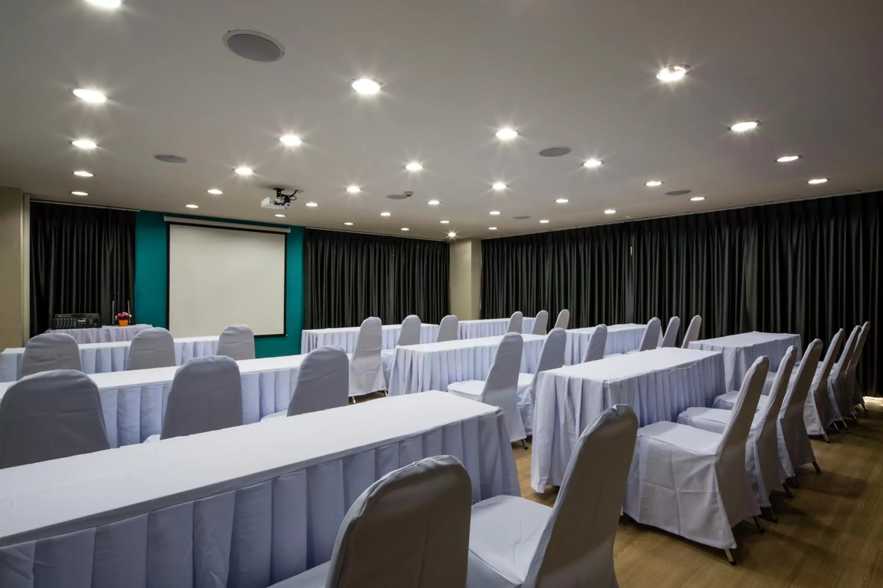 Meeting/conference room in Livotel Hotel Lat Phrao Bangkok