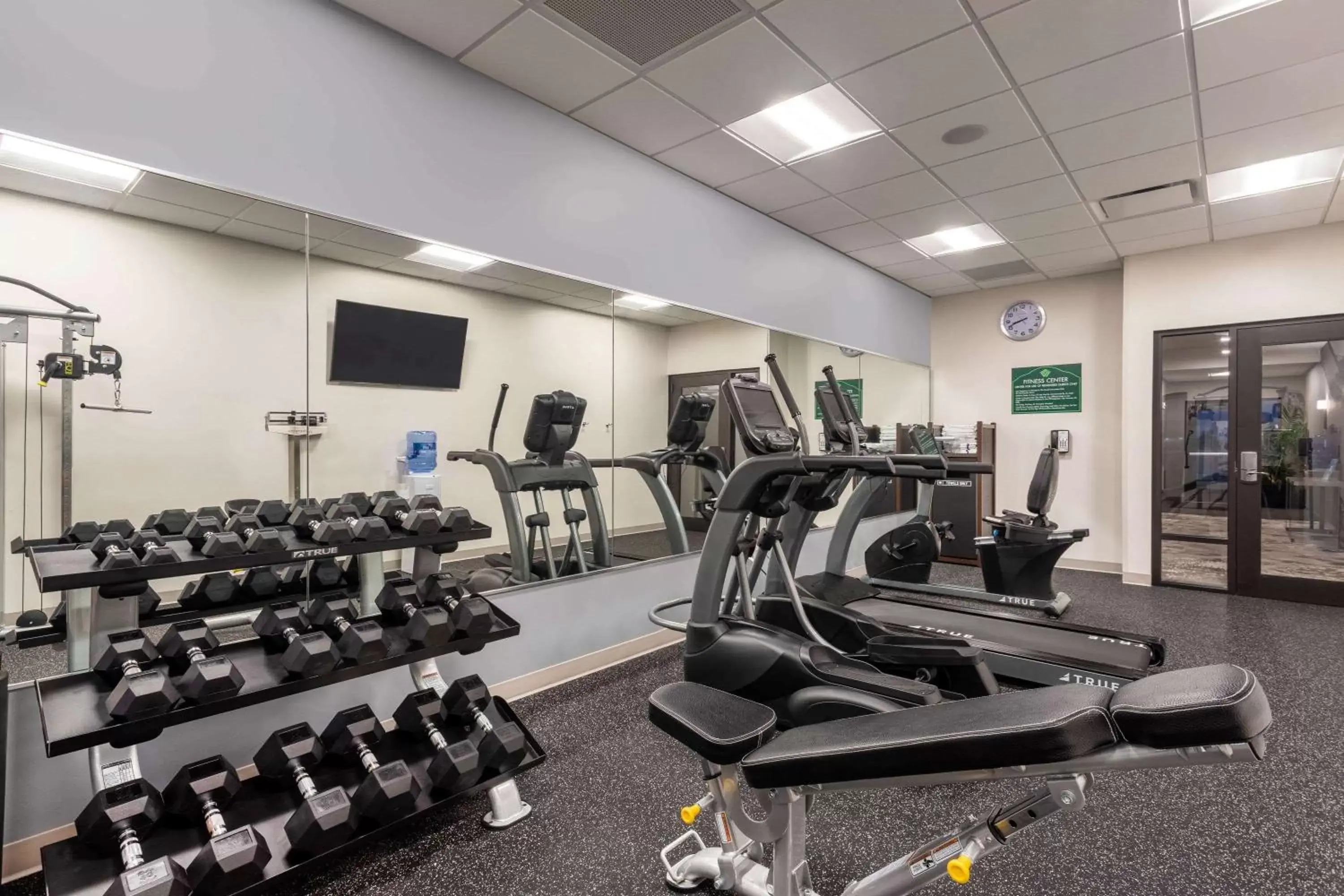 Fitness centre/facilities, Fitness Center/Facilities in Wingate by Wyndham Angola