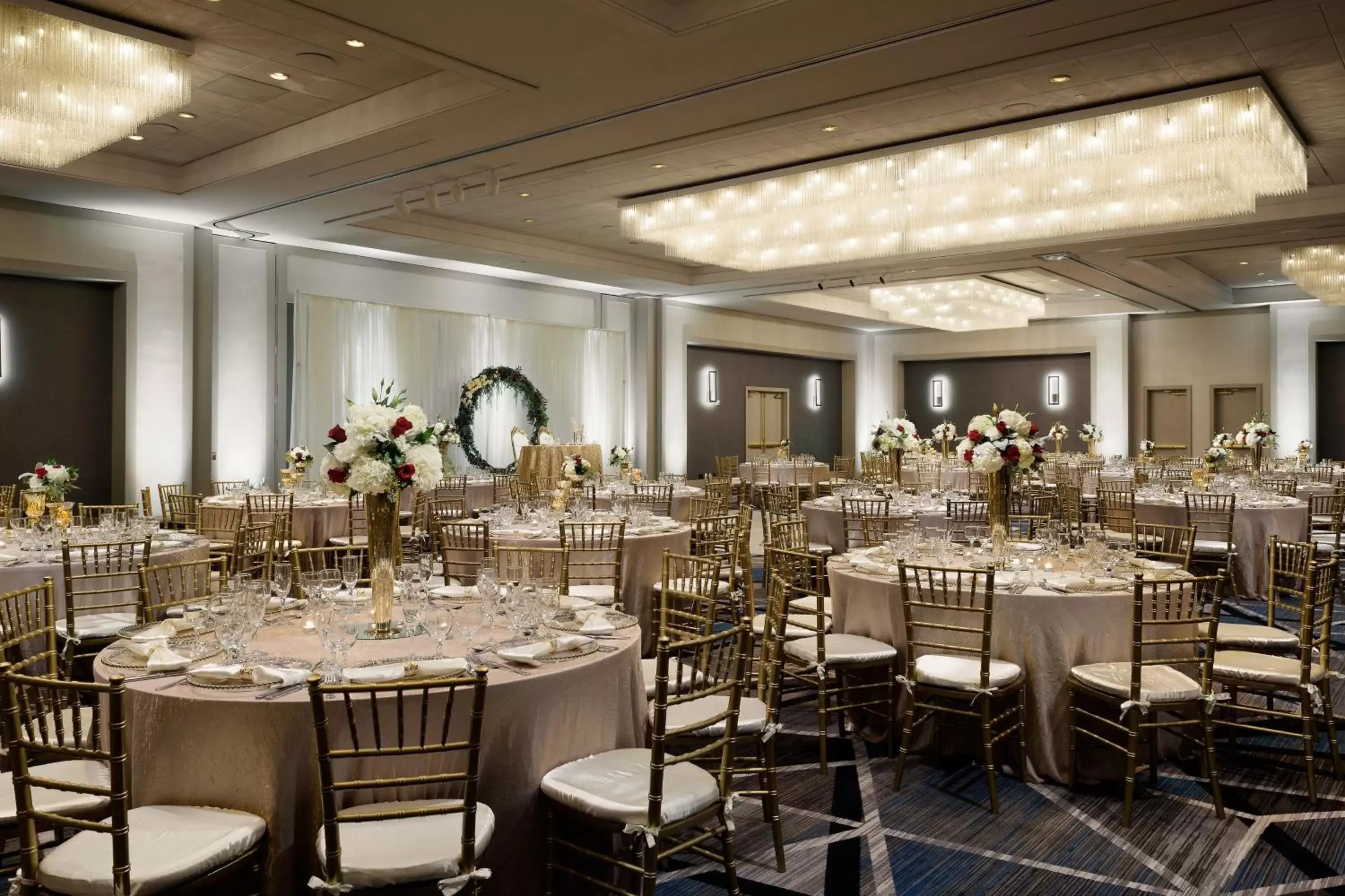 Banquet/Function facilities, Restaurant/Places to Eat in Sheraton Cerritos