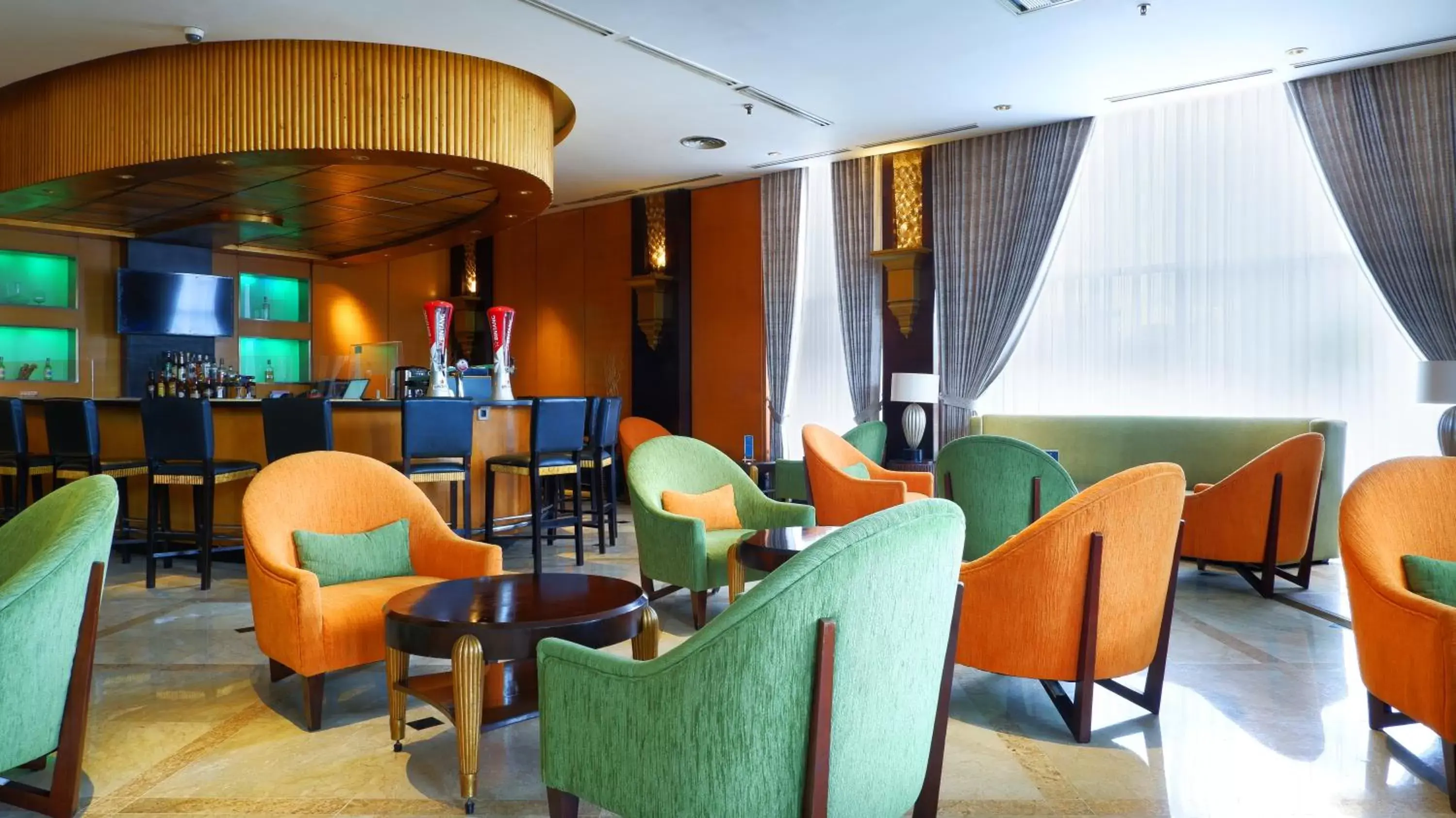 Lounge or bar, Restaurant/Places to Eat in Hotel Ciputra Semarang managed by Swiss-Belhotel International