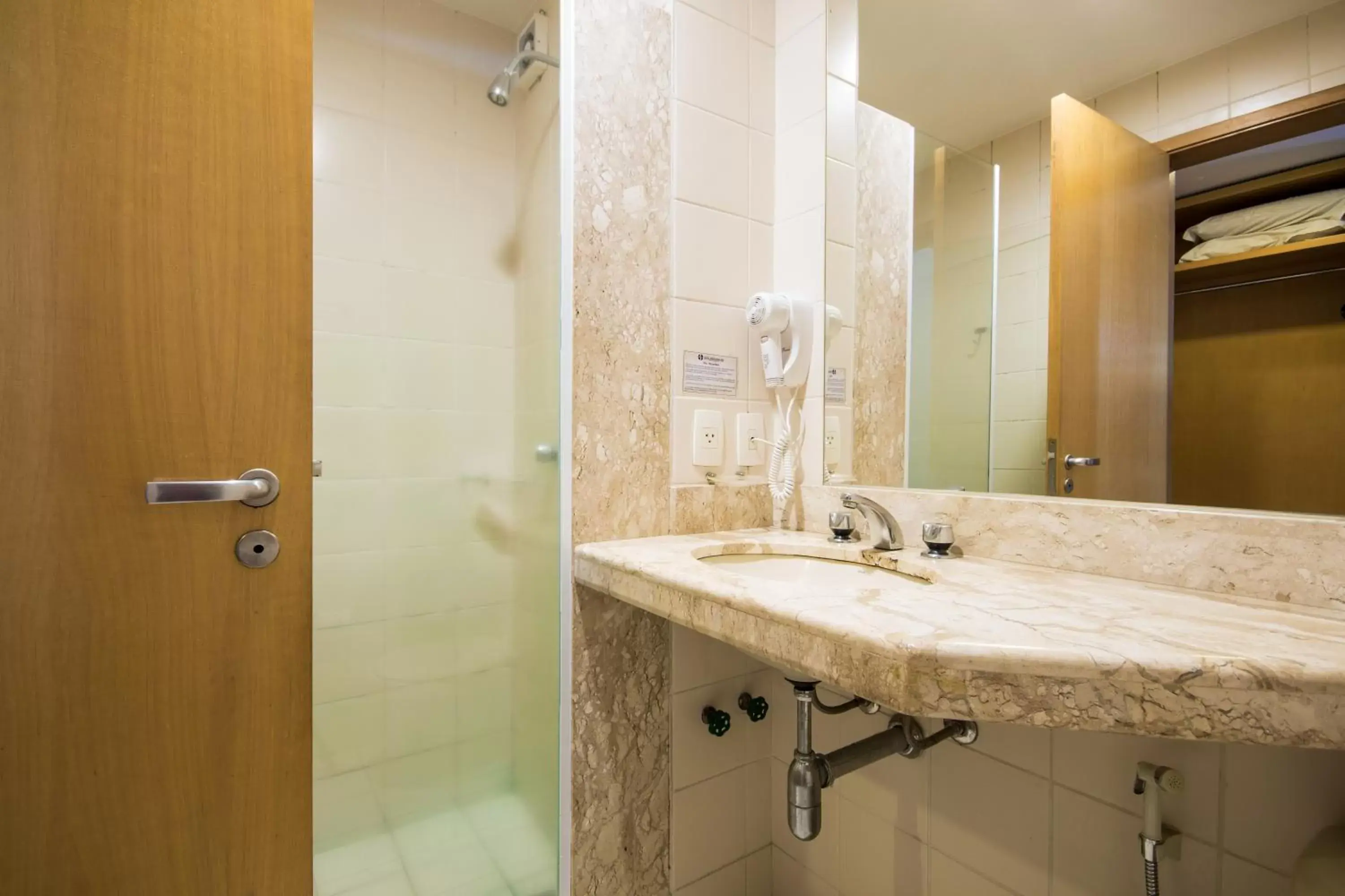 Bathroom in Nacional Inn Sorocaba