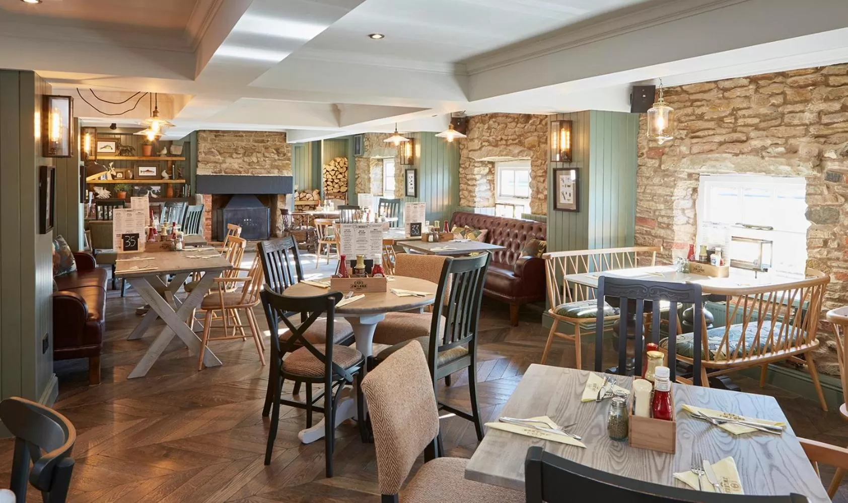 Restaurant/places to eat in The Bluebird Inn at Samlesbury