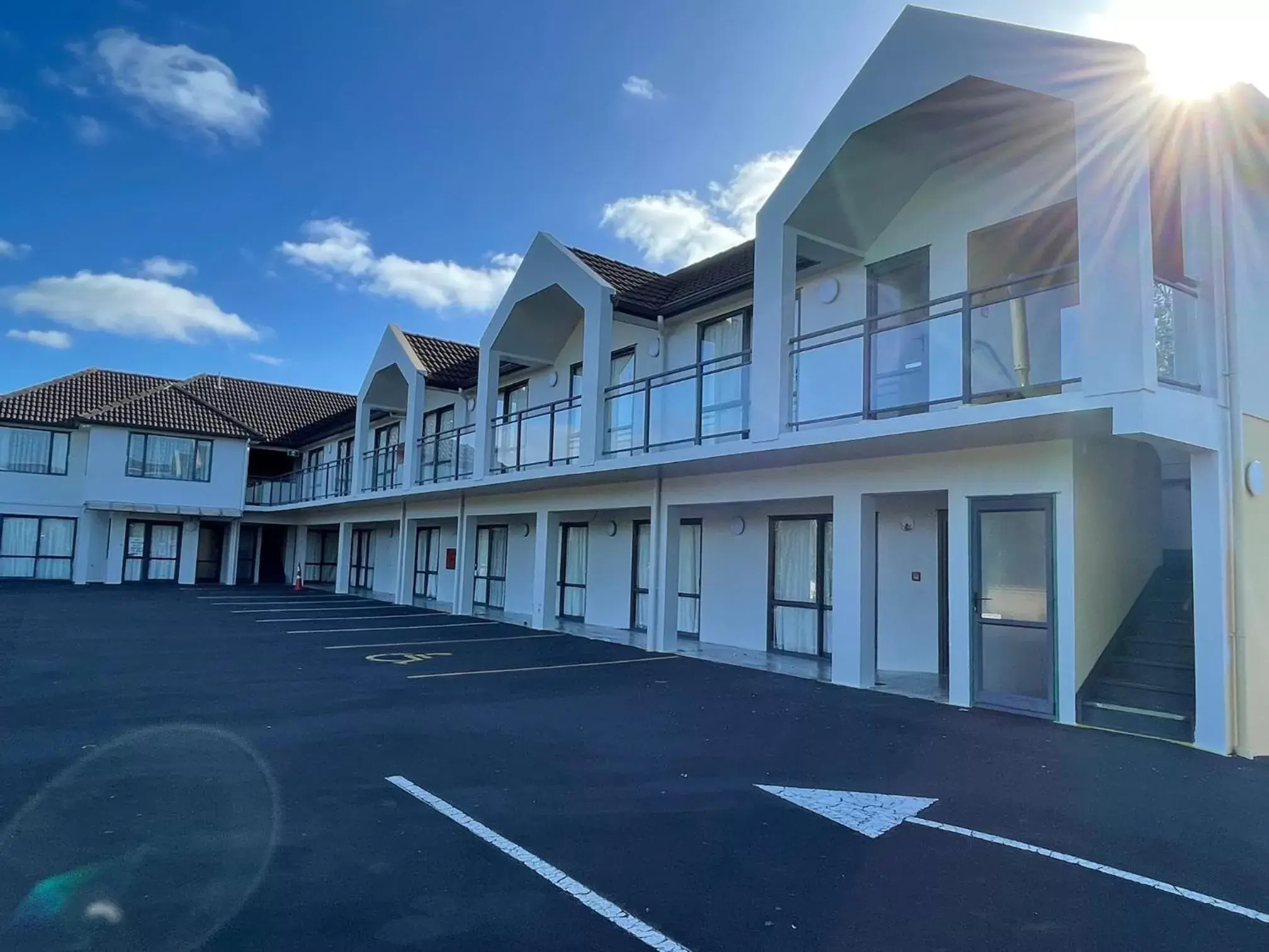 Property building in Botany Palms Motel Property building in Botany Palms Motel