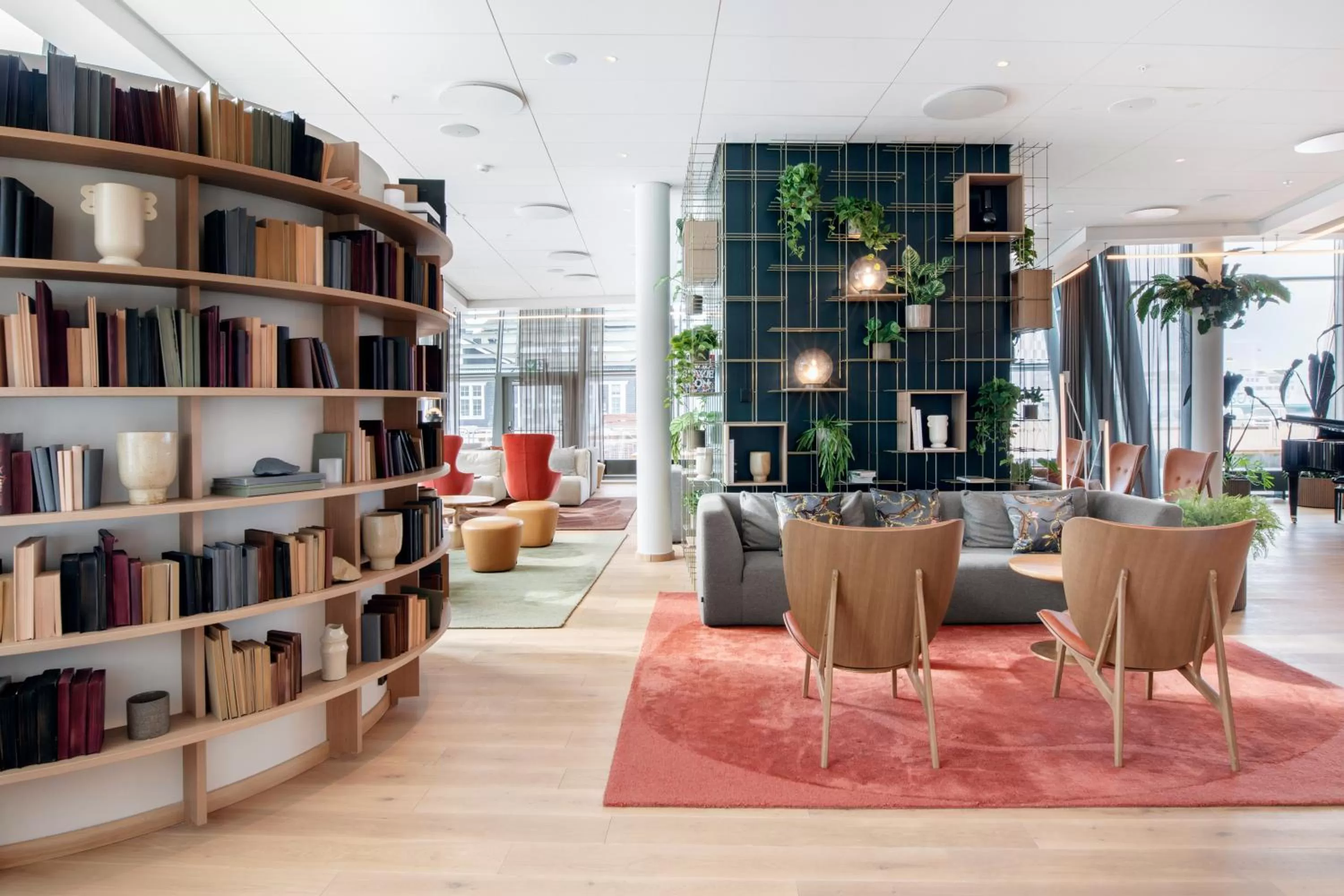 Restaurant/places to eat in Clarion Hotel Sea U