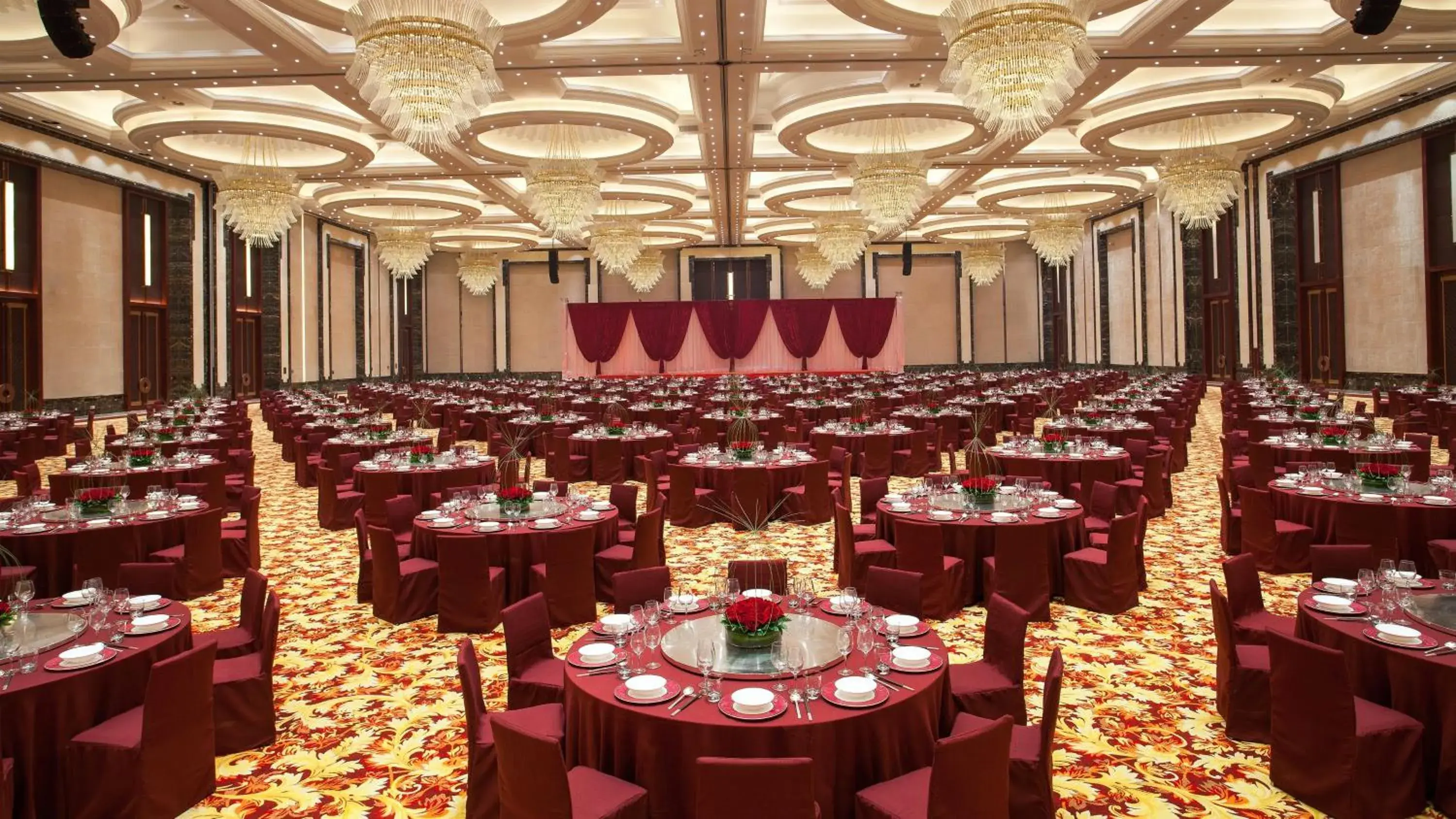 Banquet/Function facilities, Banquet Facilities in InterContinental Wuhan, an IHG Hotel