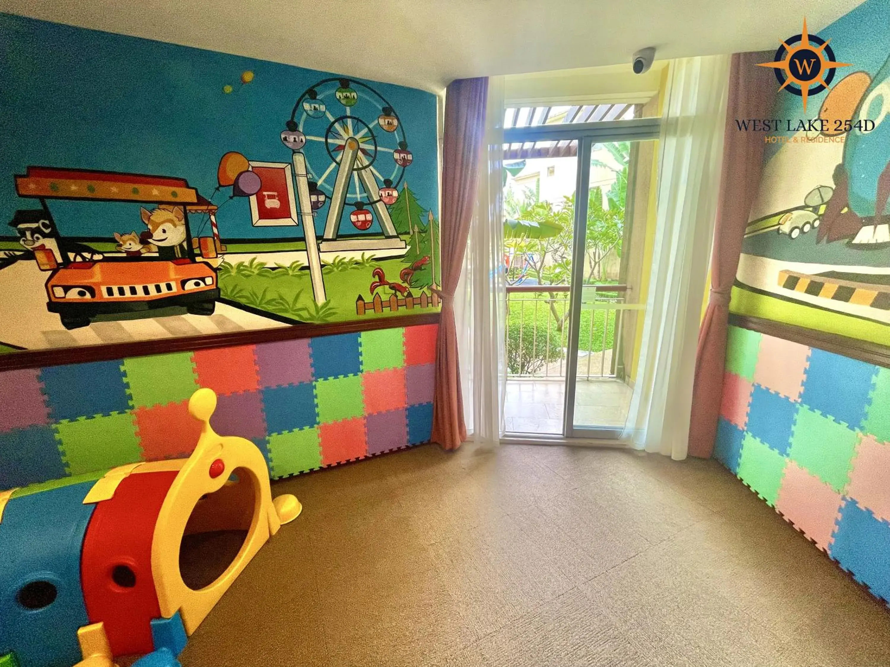 Kids's club in West Lake 254D Hotel & Residence