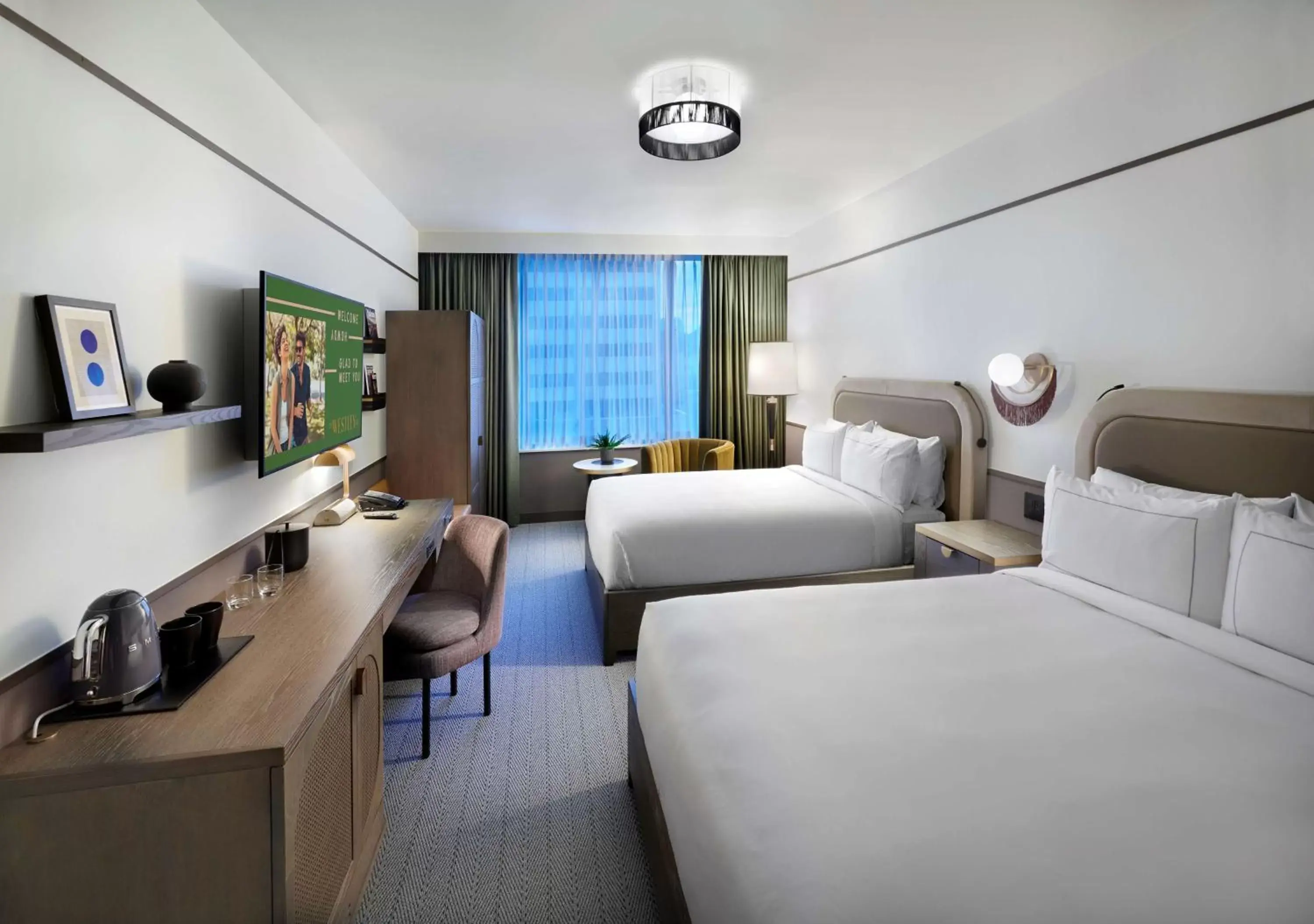 Bedroom, Bed in The Westley Calgary Downtown, Tapestry Collection By Hilton Bedroom, Bed in The Westley Calgary Downtown, Tapestry Collection By Hilton