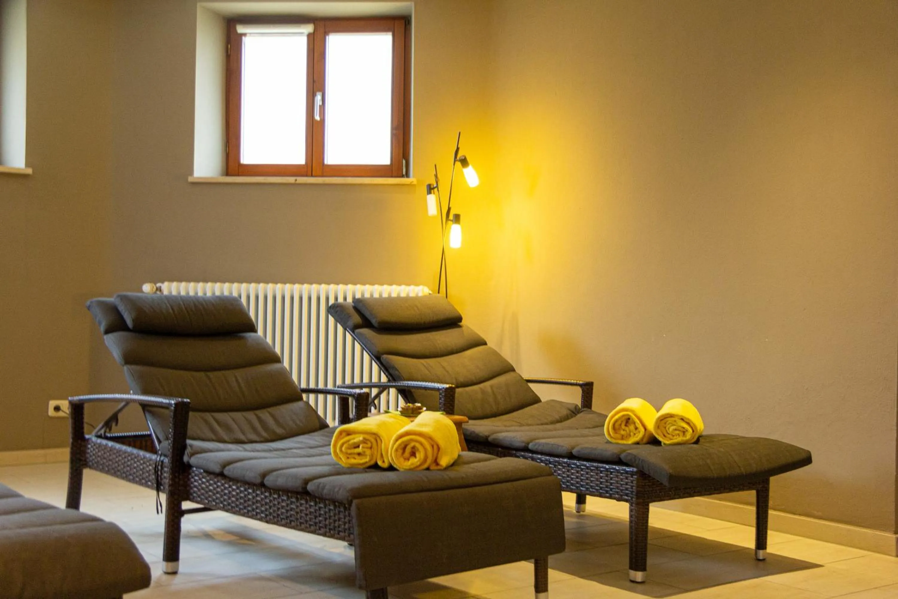 Sauna, Seating Area in Villa Toscana