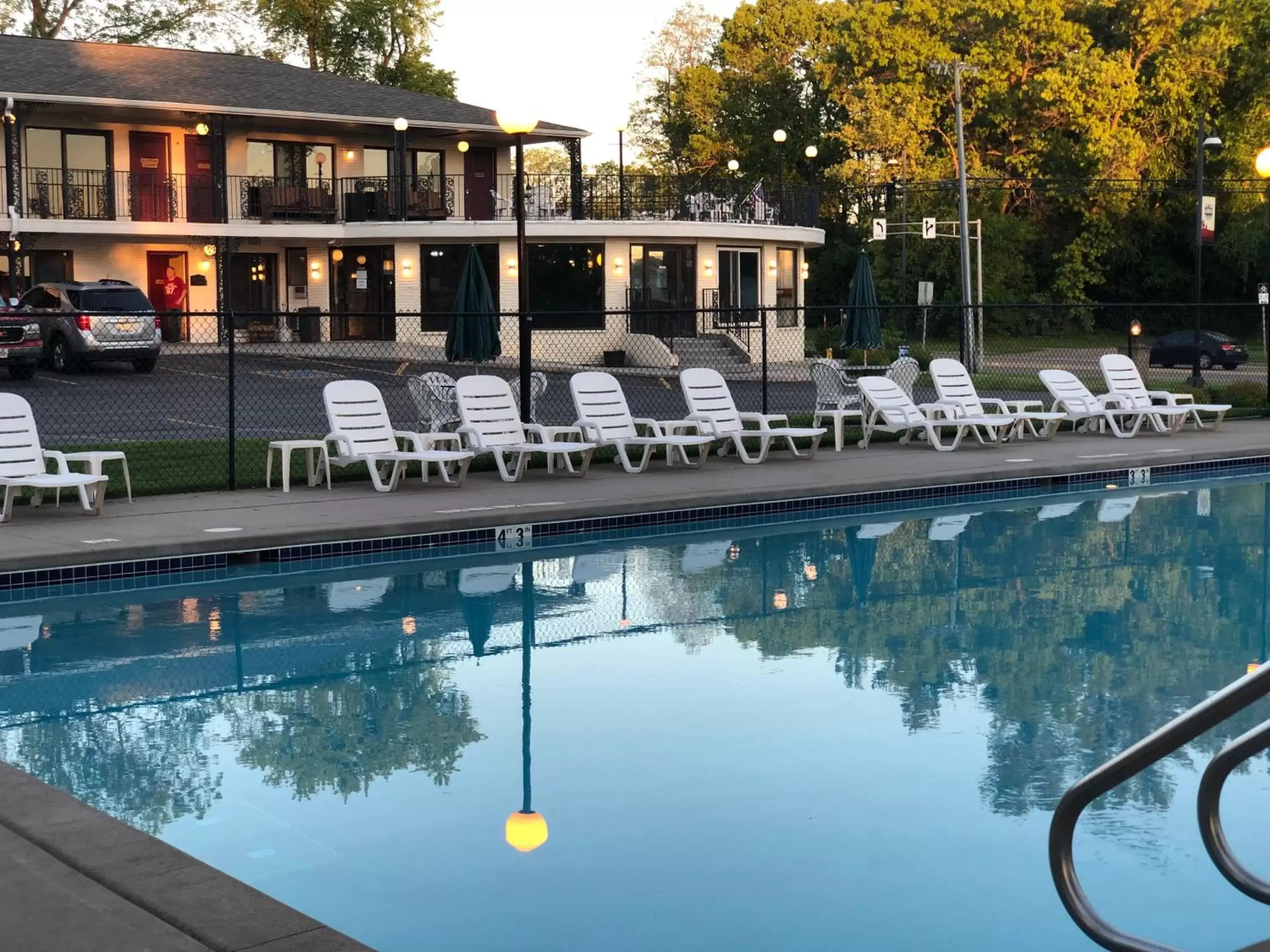 Swimming Pool in Amber's Inn and Suites