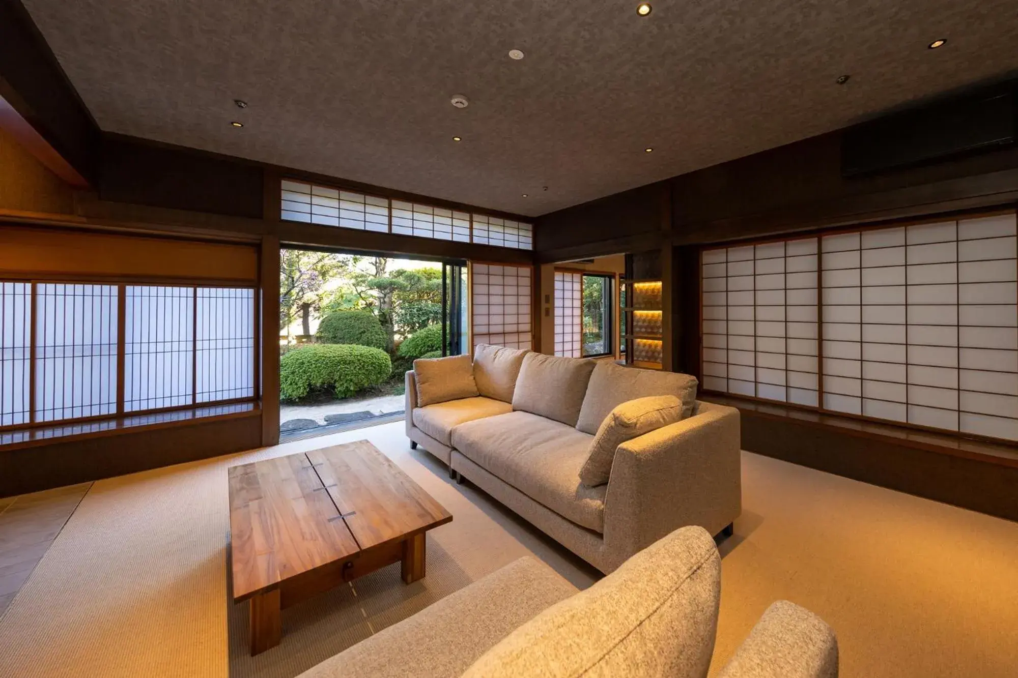 Living room, Seating Area in Haginoyado Tomoe Ryokan